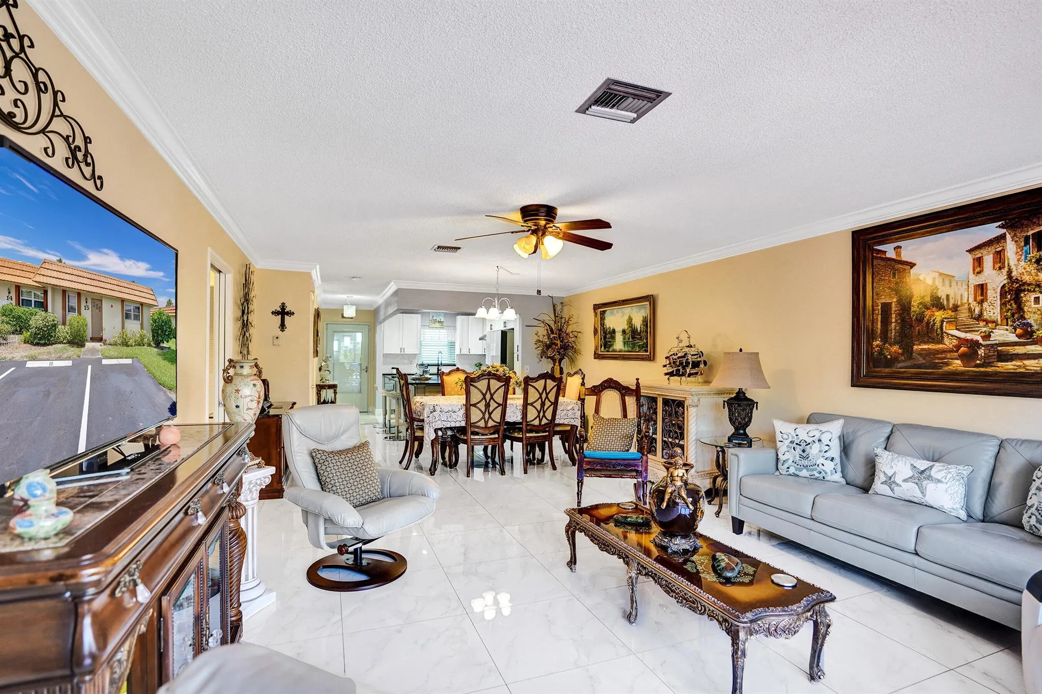 5730 Fernley Drive E, #15