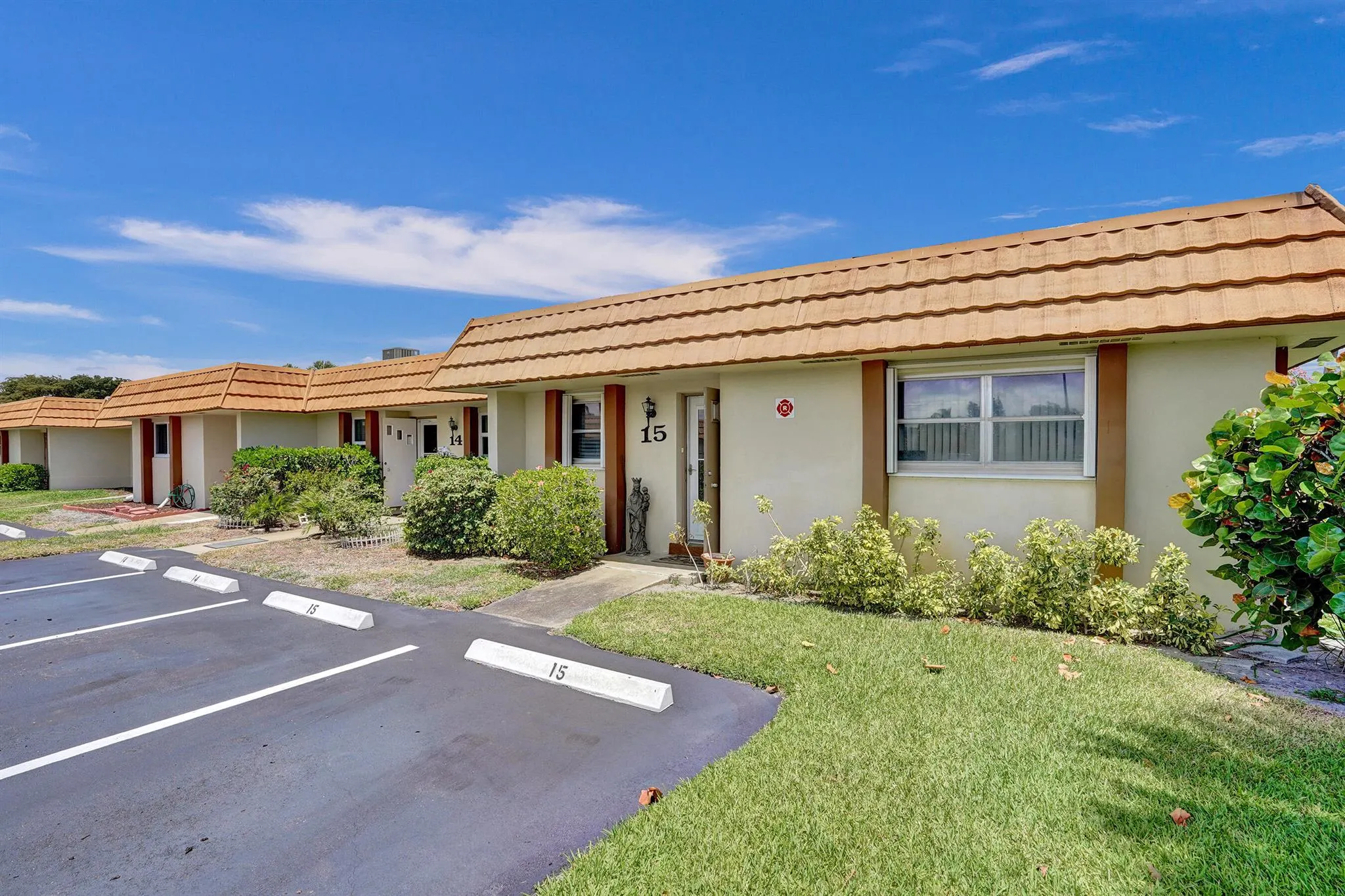 5730 Fernley Drive E, #15