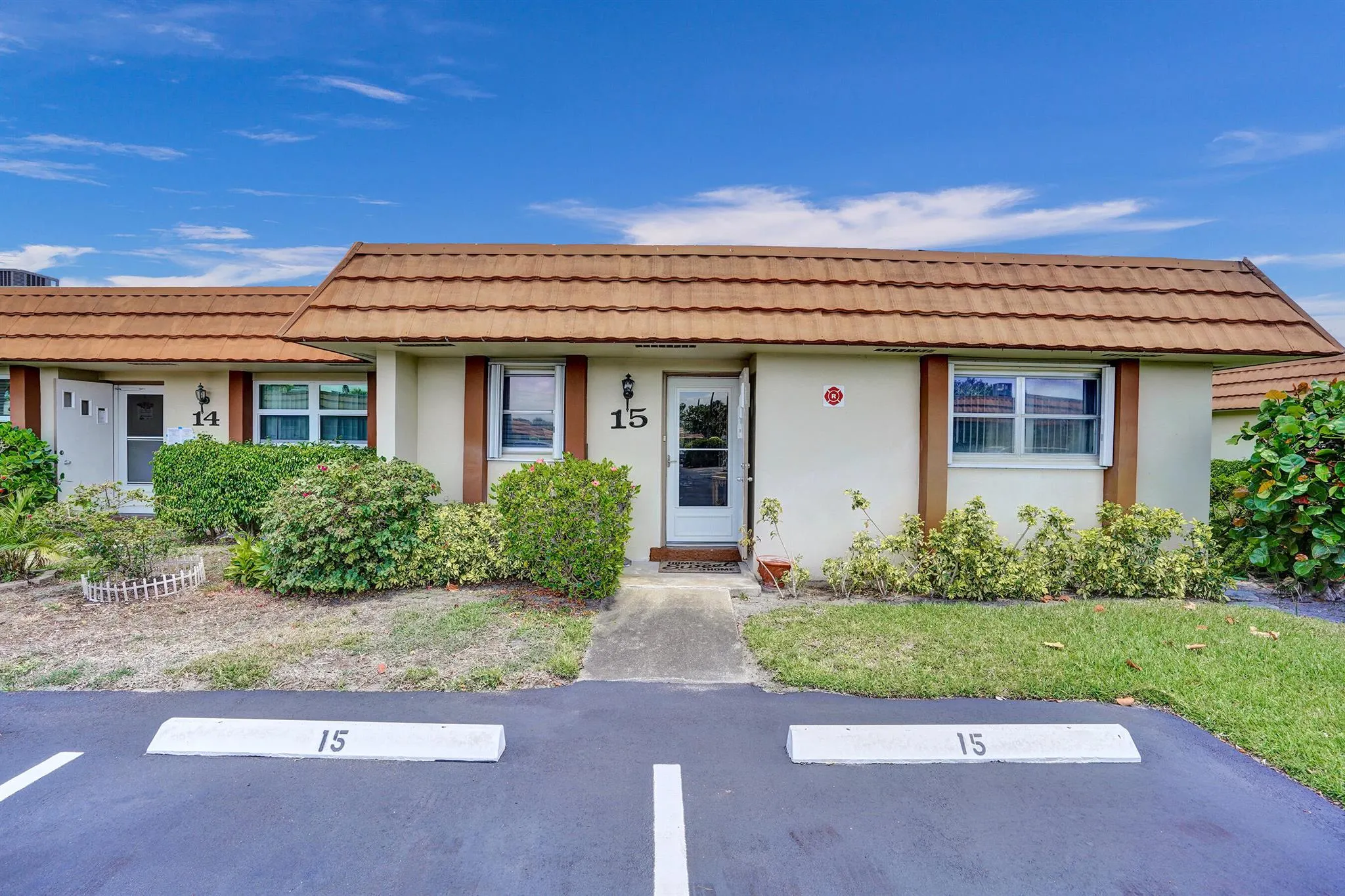 5730 Fernley Drive E, #15