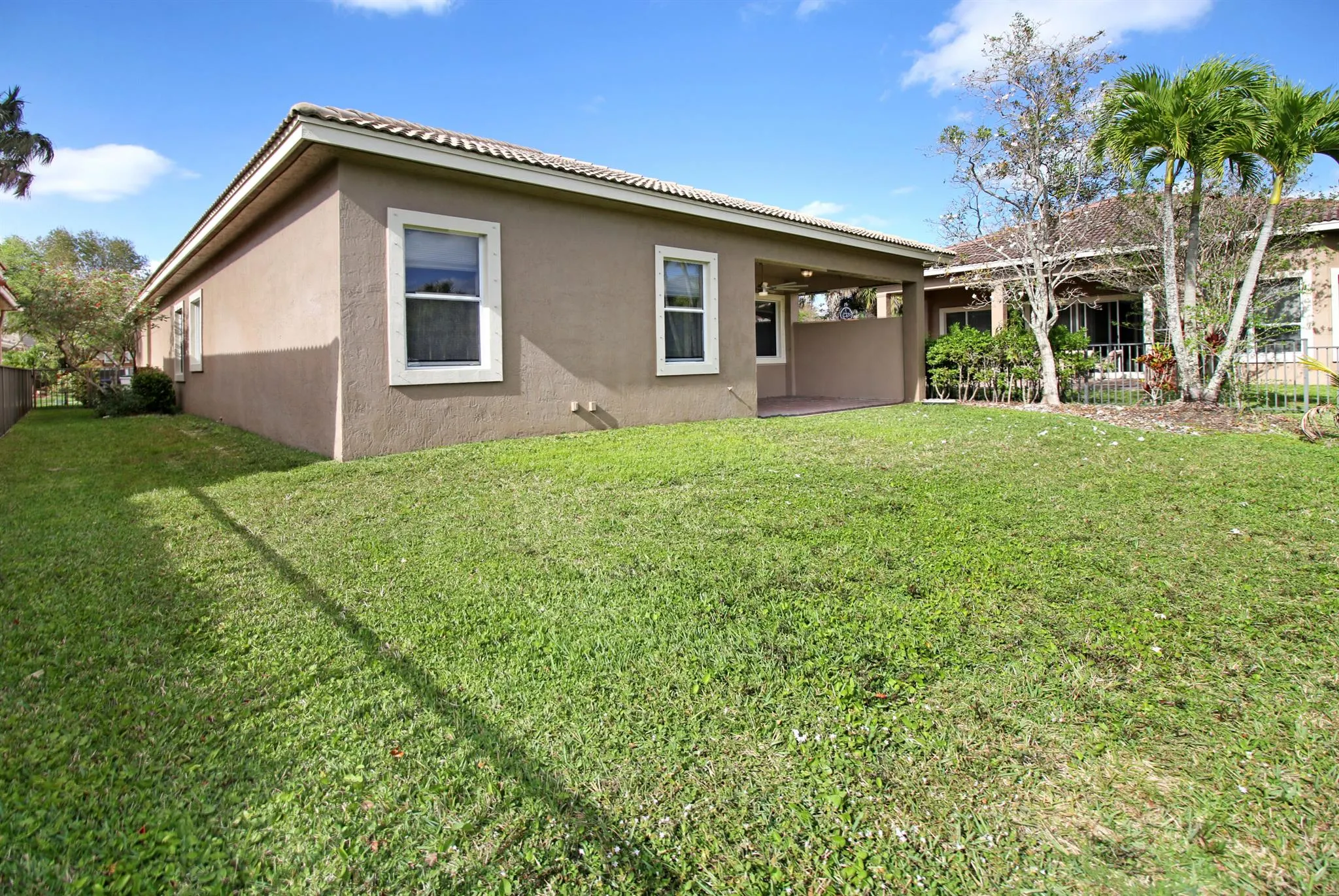 12370 NW 78th Manor