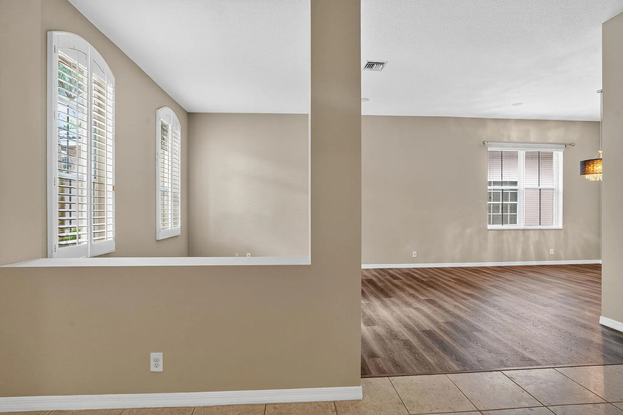1366 Crossbill Court