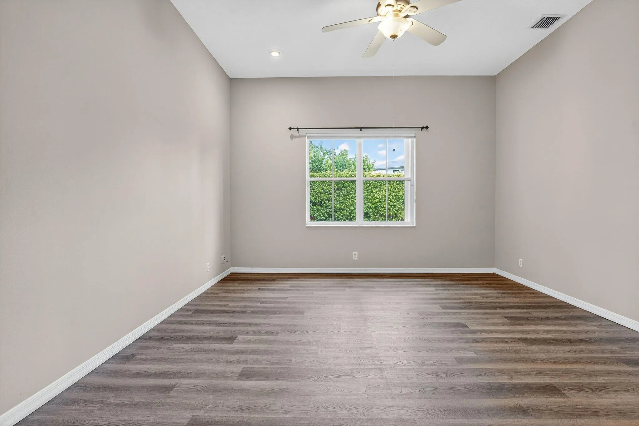 1366 Crossbill Court