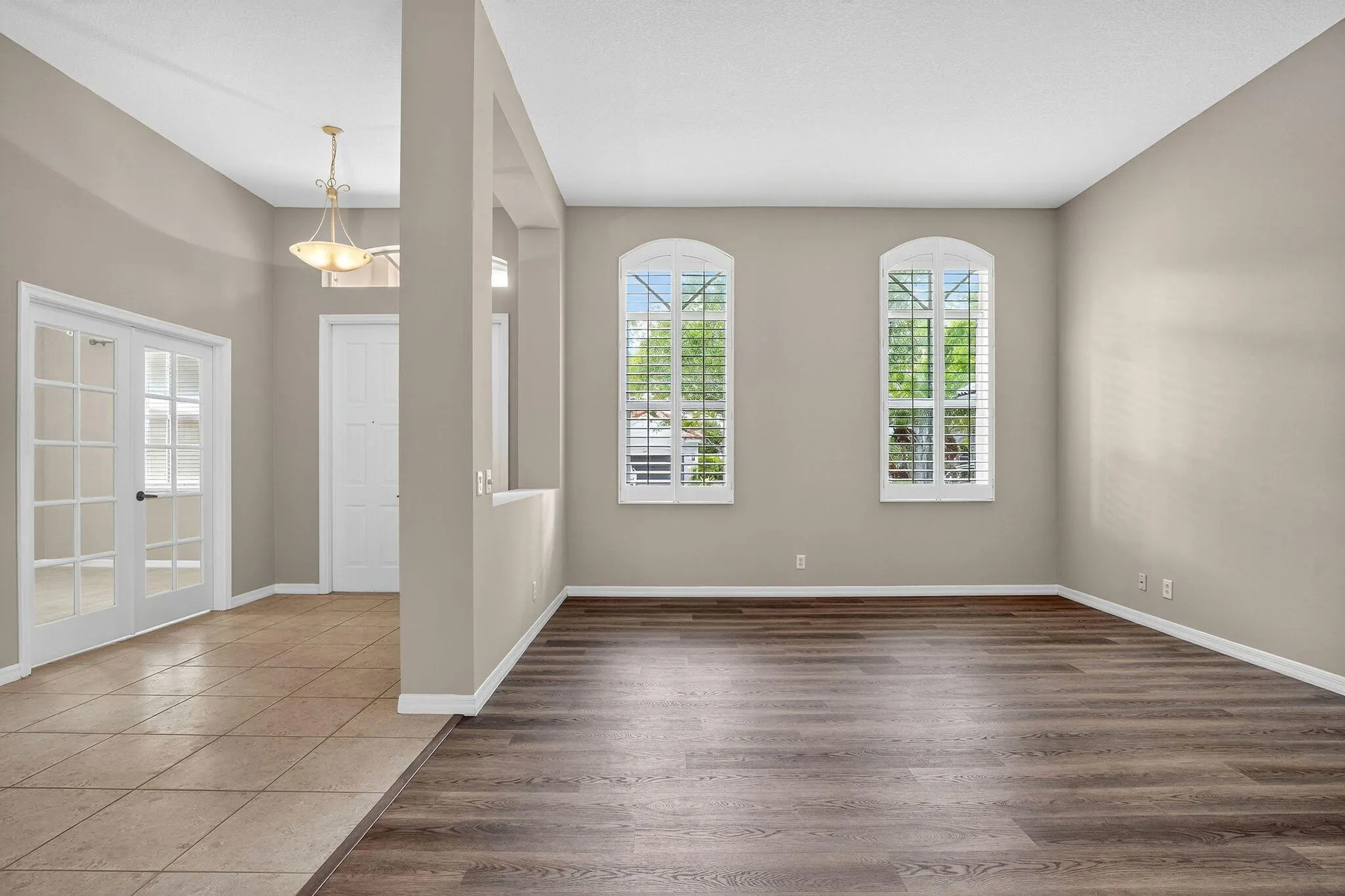 1366 Crossbill Court