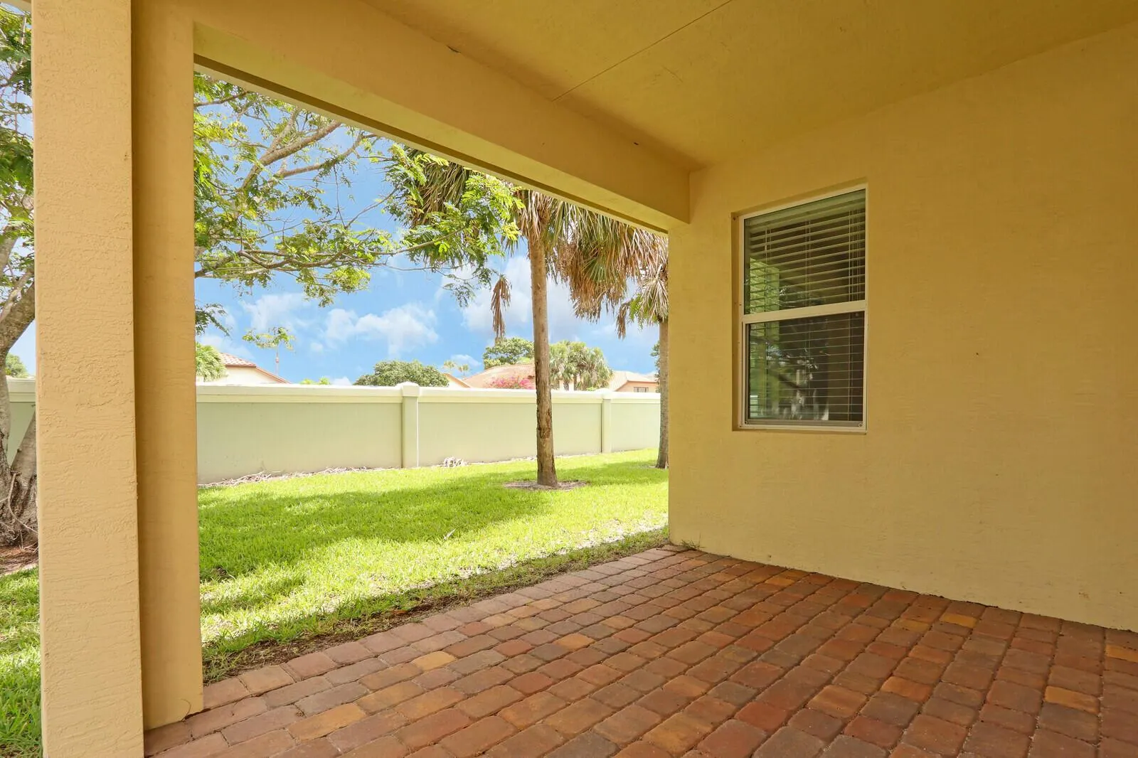 2609 SW Gallery Circle