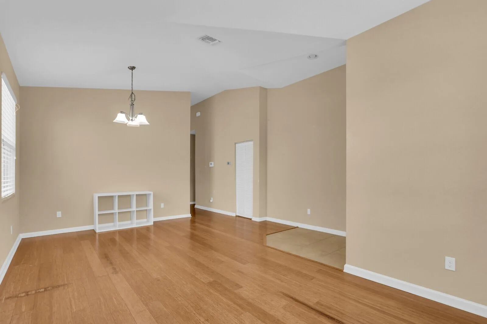 2609 SW Gallery Circle