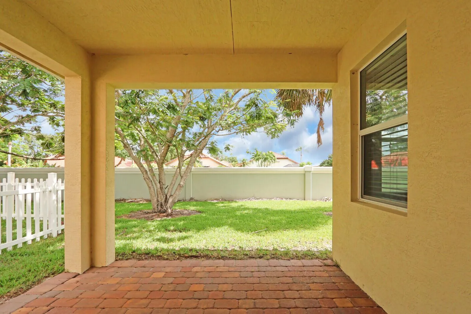 2609 SW Gallery Circle