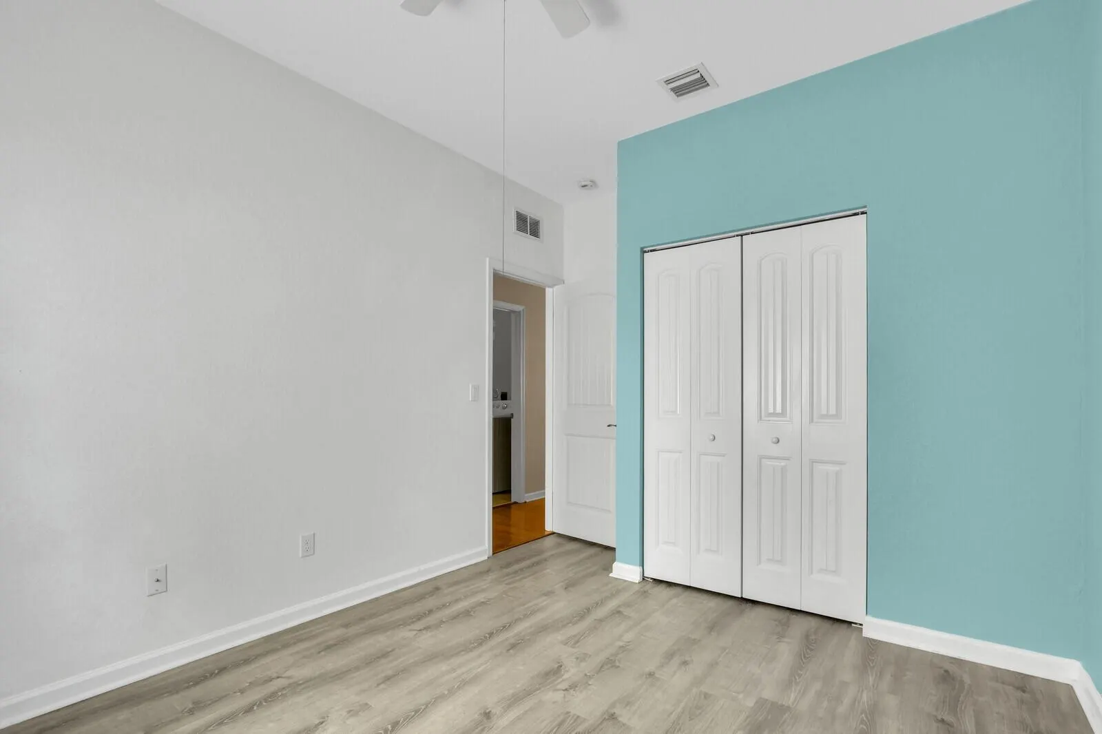 2609 SW Gallery Circle
