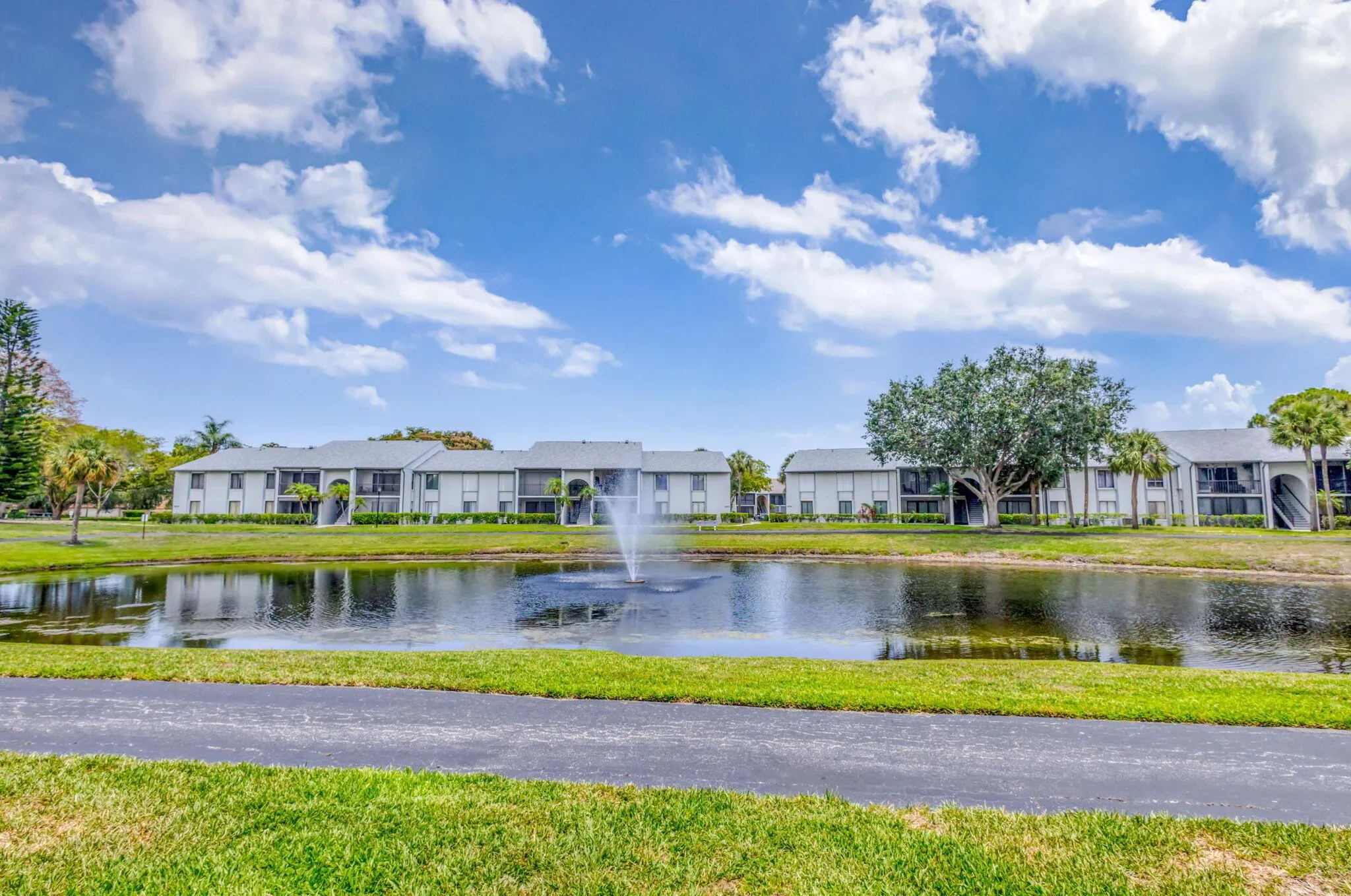 1011 Green Pine Boulevard, #G1