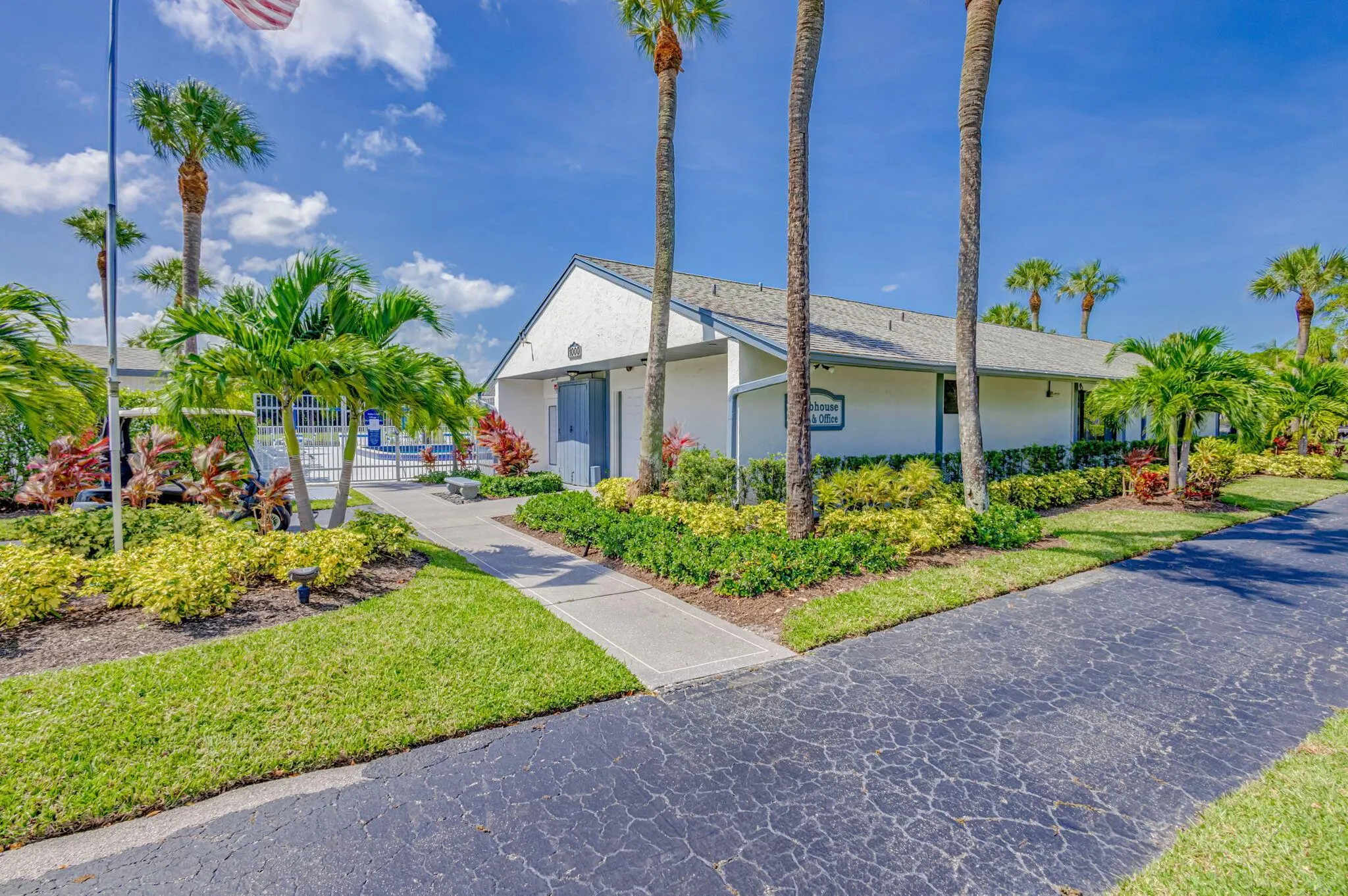 1011 Green Pine Boulevard, #G1