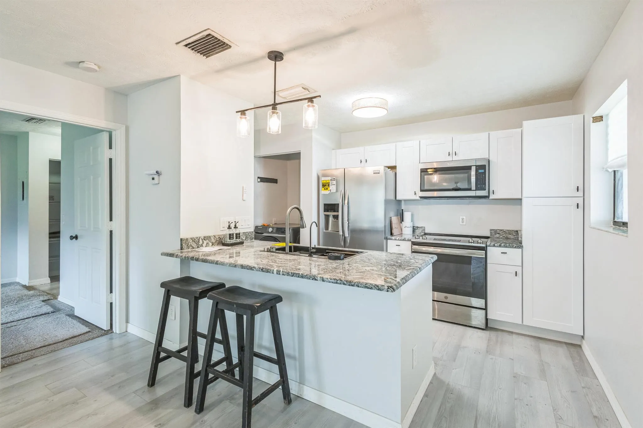 6537 SE Federal Highway, #202