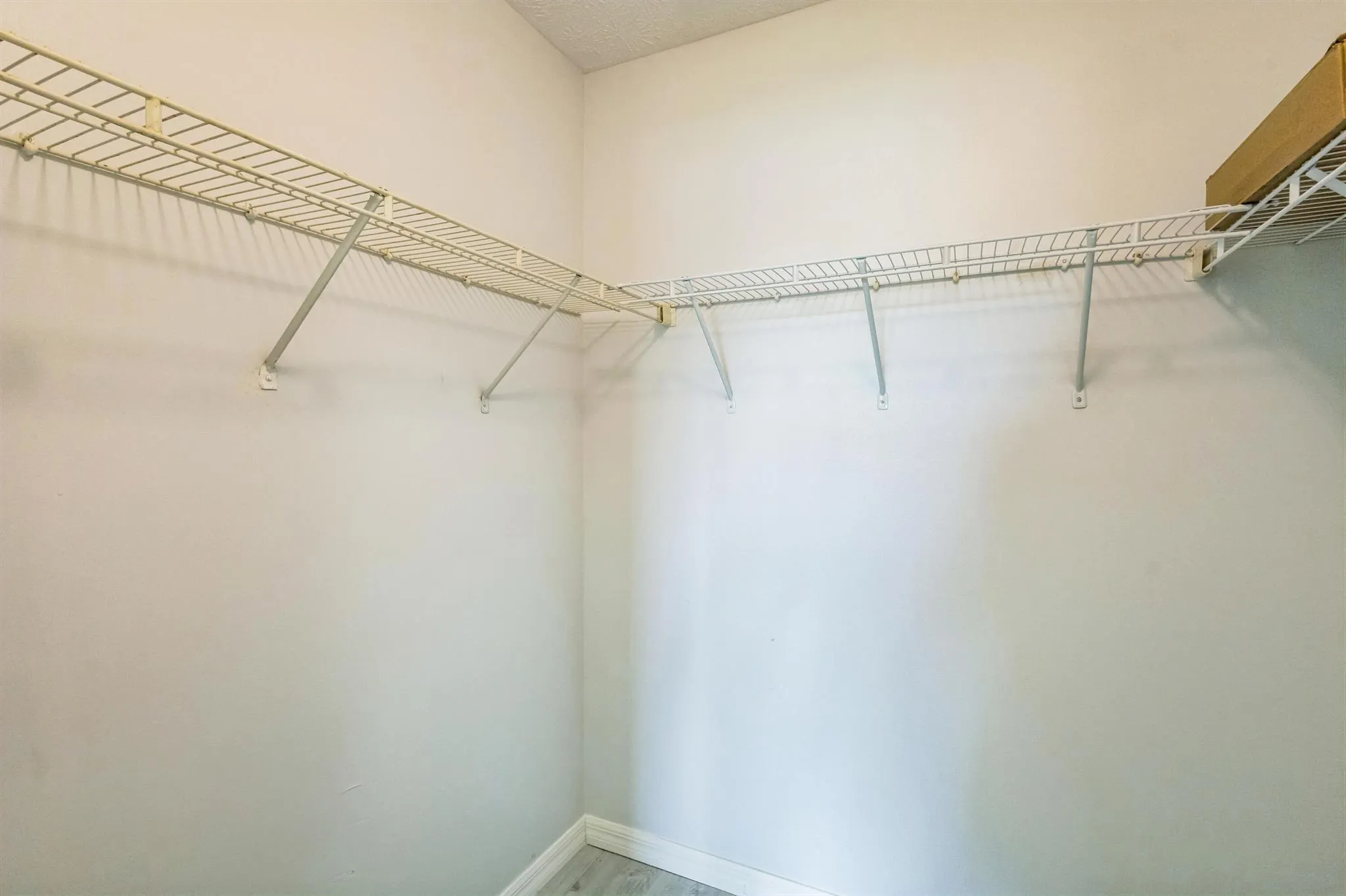 6537 SE Federal Highway, #202