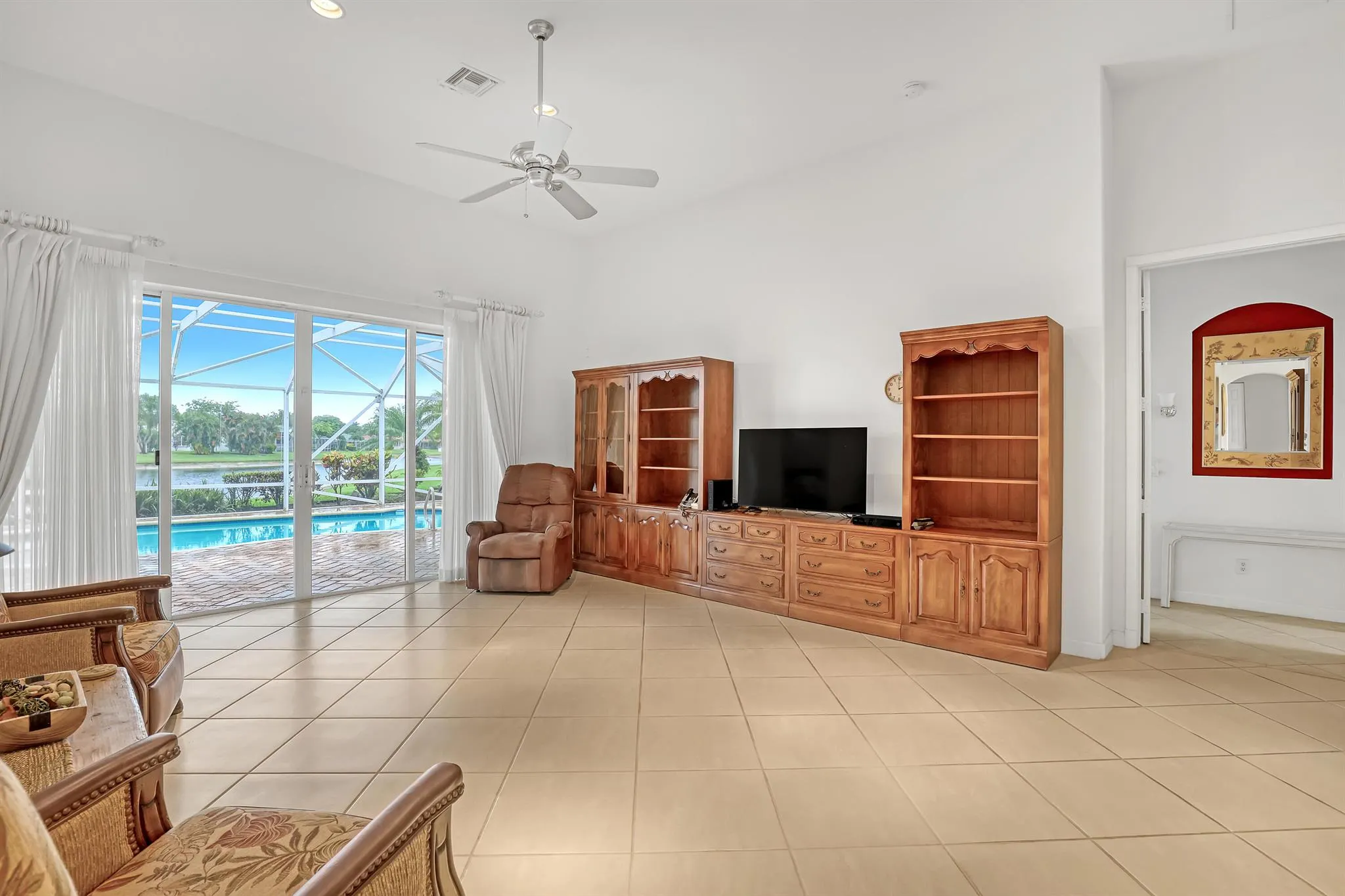 9466 Lantern Bay Circle