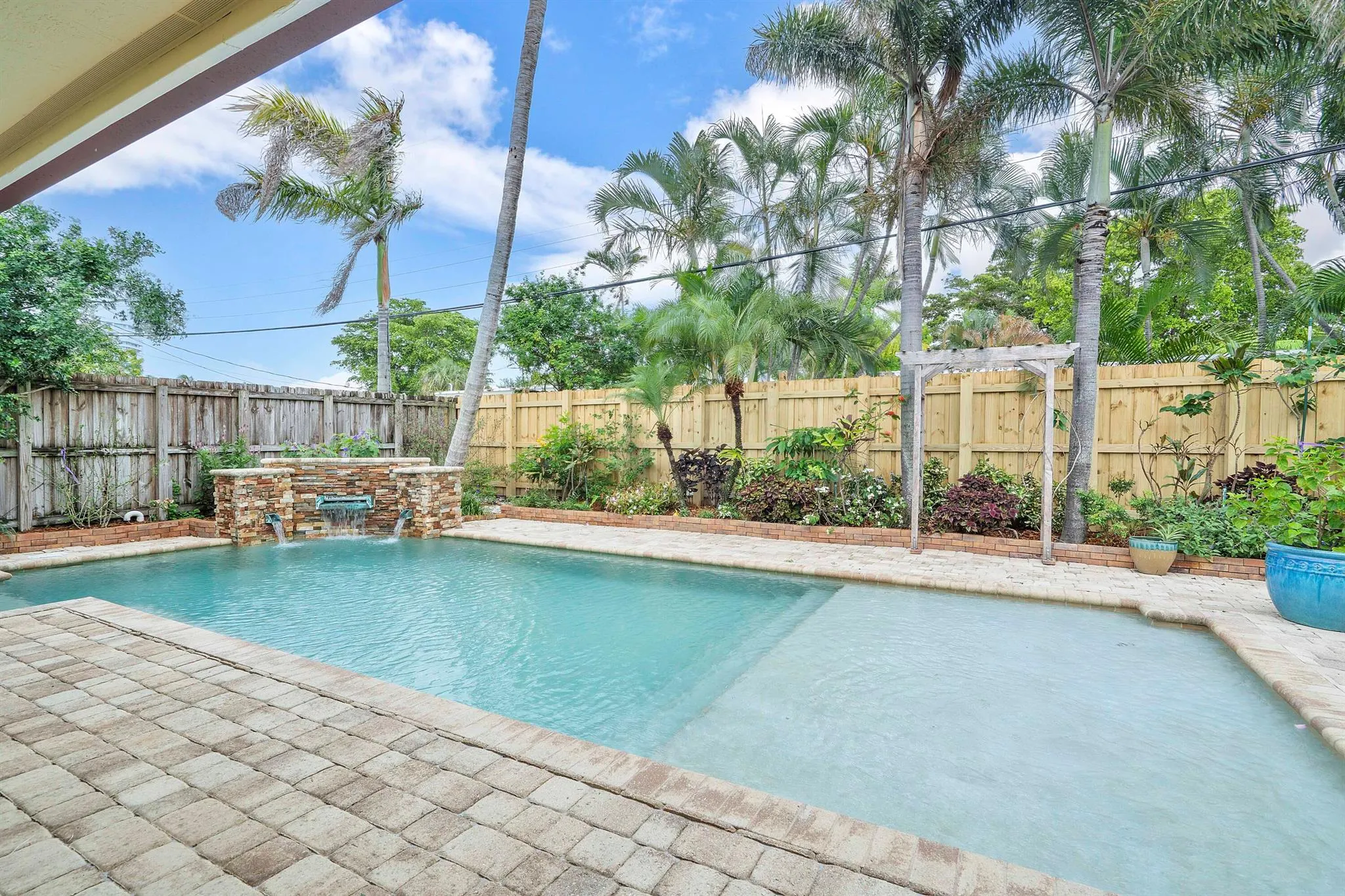 1948 Coco Palm Place