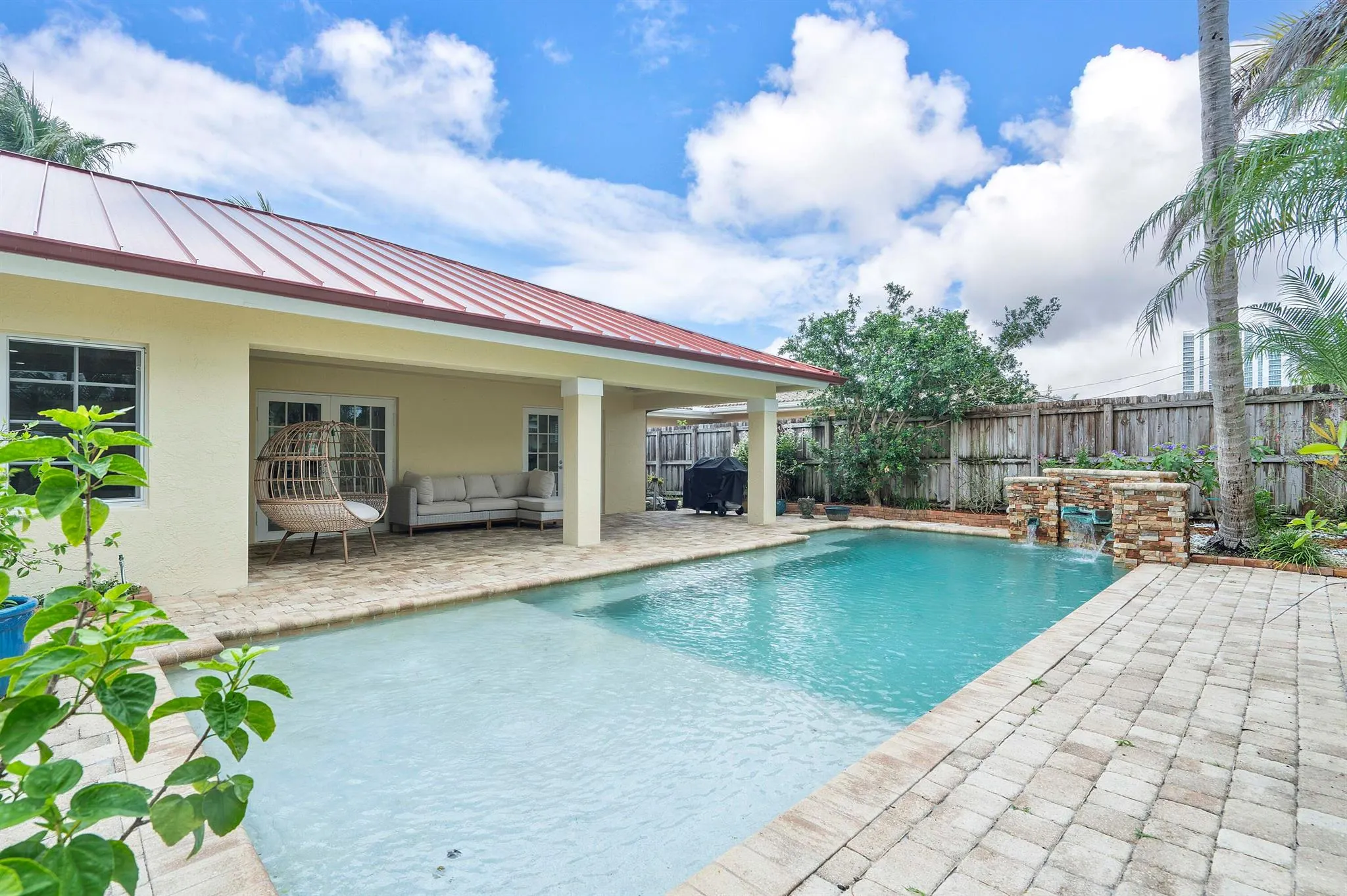 1948 Coco Palm Place