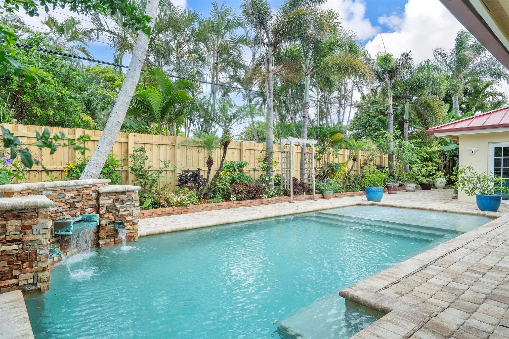 1948 Coco Palm Place