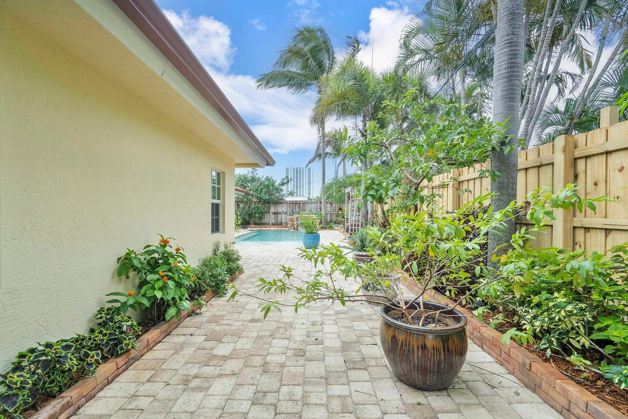 1948 Coco Palm Place