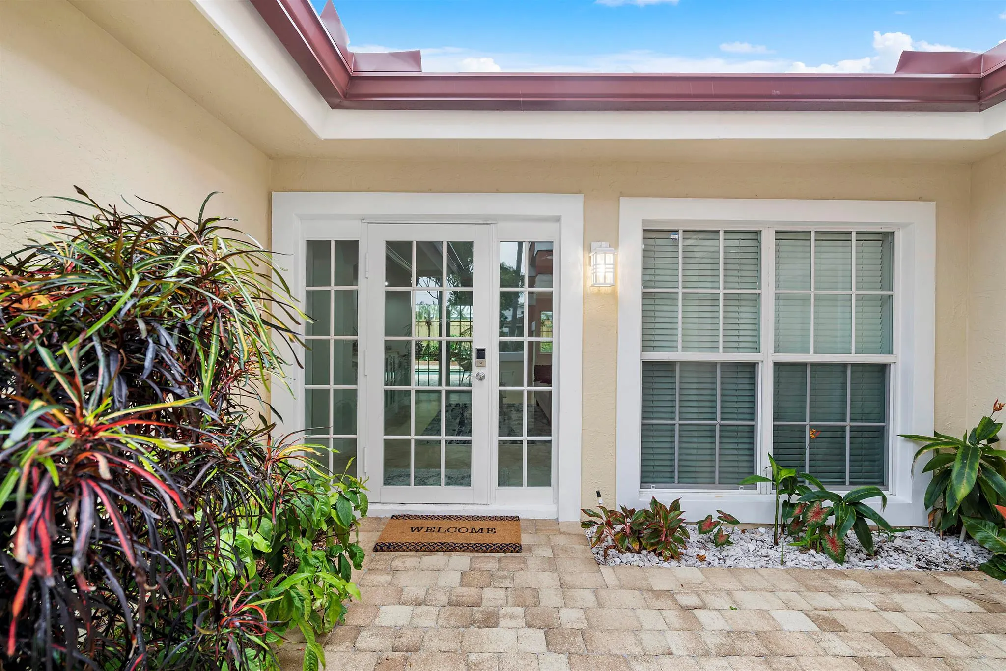 1948 Coco Palm Place