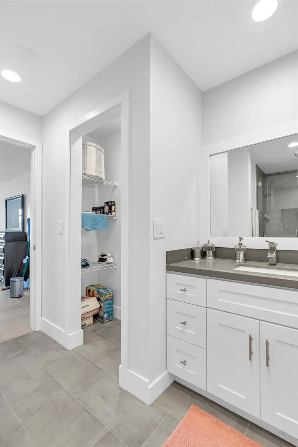 6487 Bay Club Drive, #4
