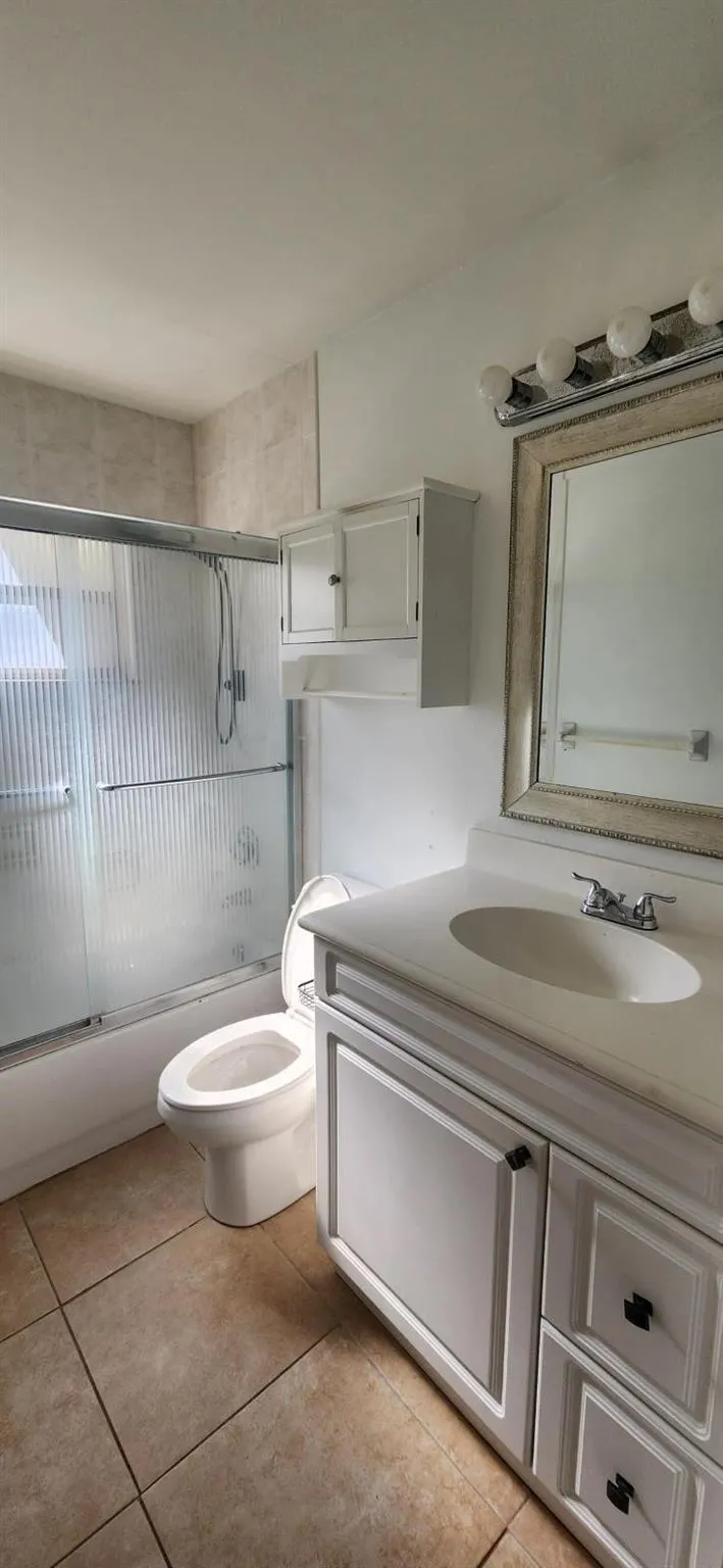 788 SW 36th Terrace