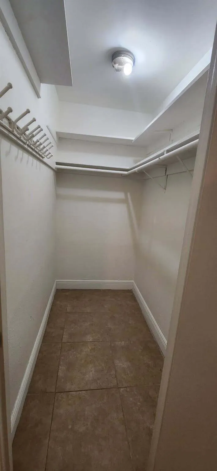 788 SW 36th Terrace