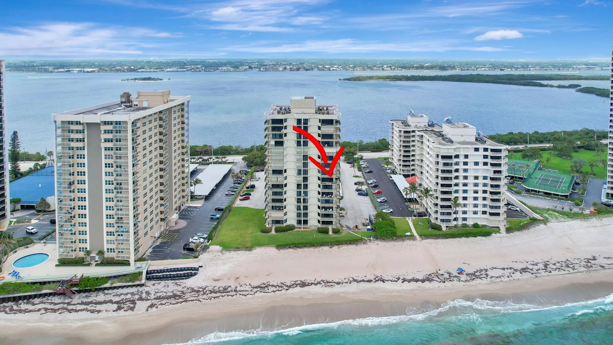 5460 N Ocean Drive, #7a