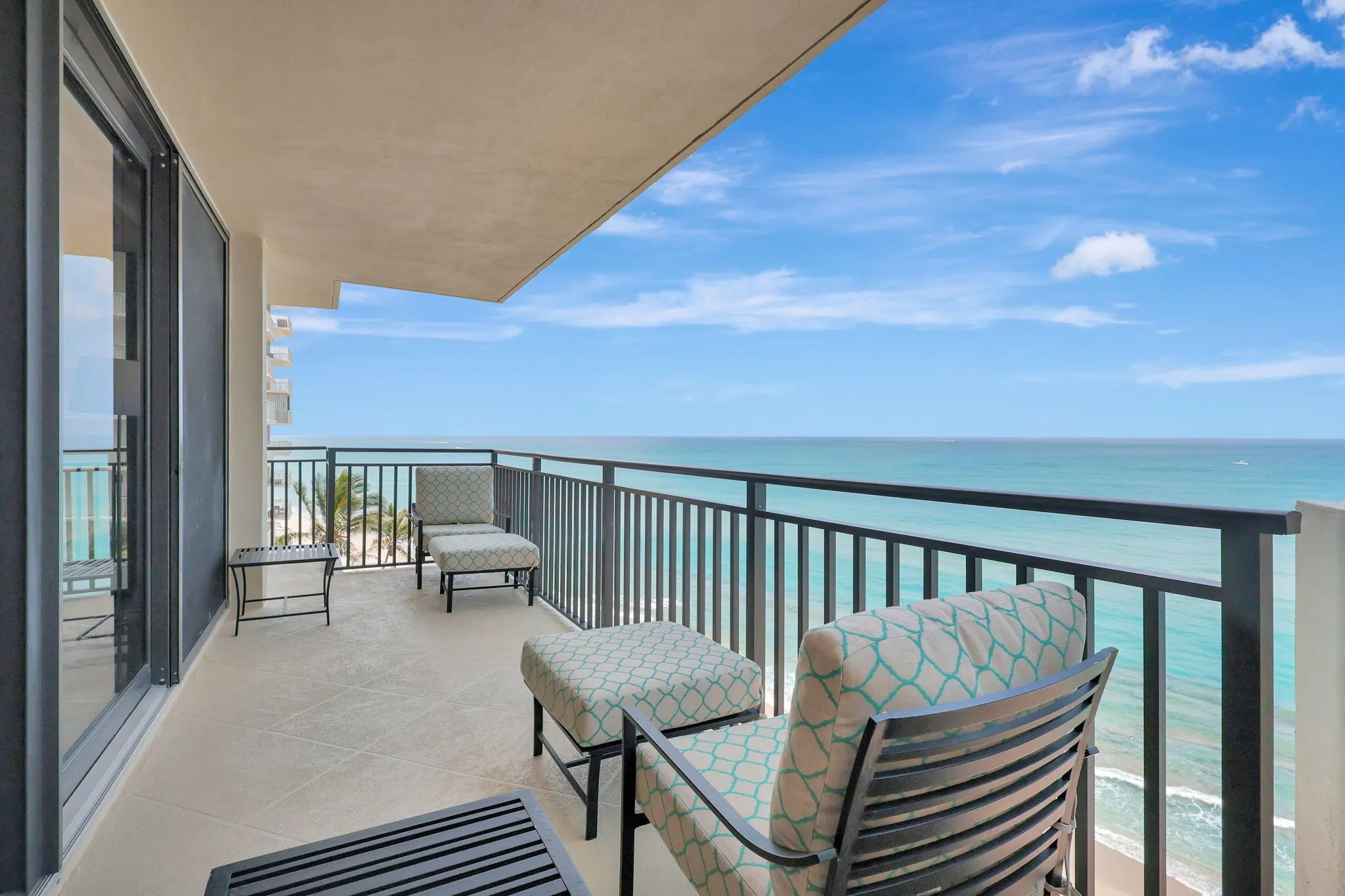 5460 N Ocean Drive, #7a