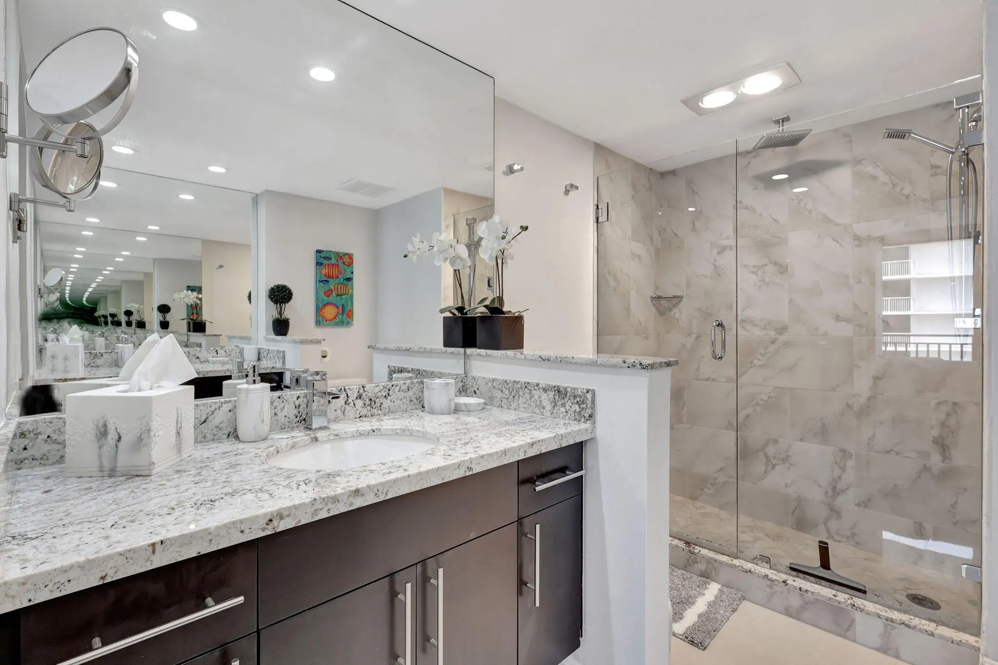 5460 N Ocean Drive, #7a