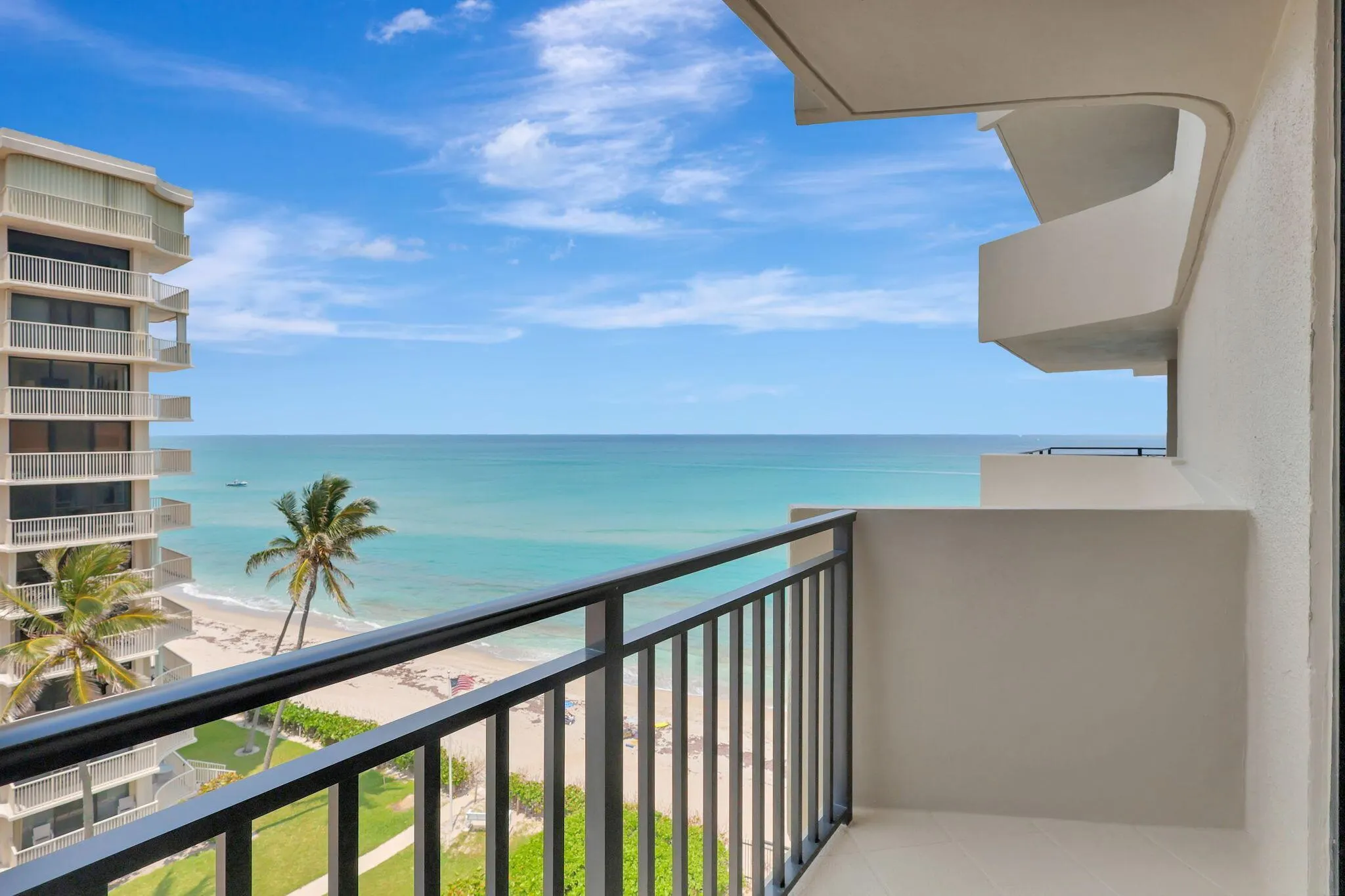 5460 N Ocean Drive, #7a
