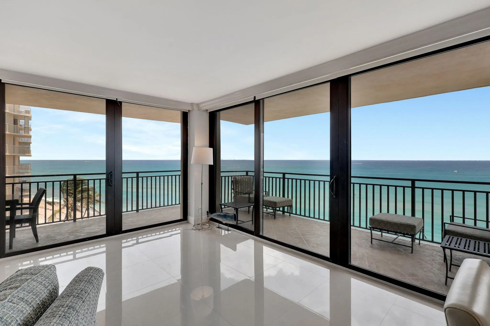 5460 N Ocean Drive, #7a
