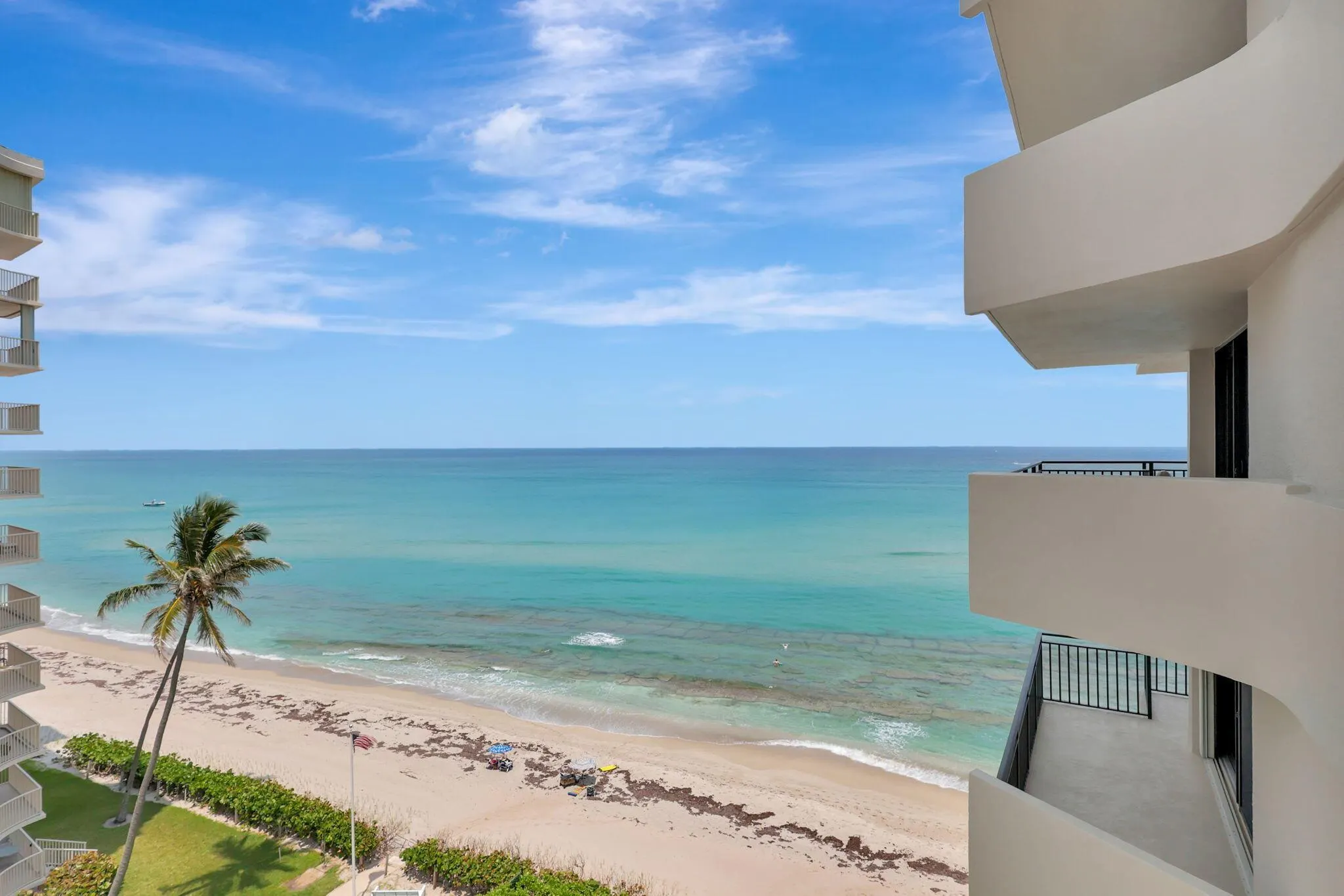5460 N Ocean Drive, #7a