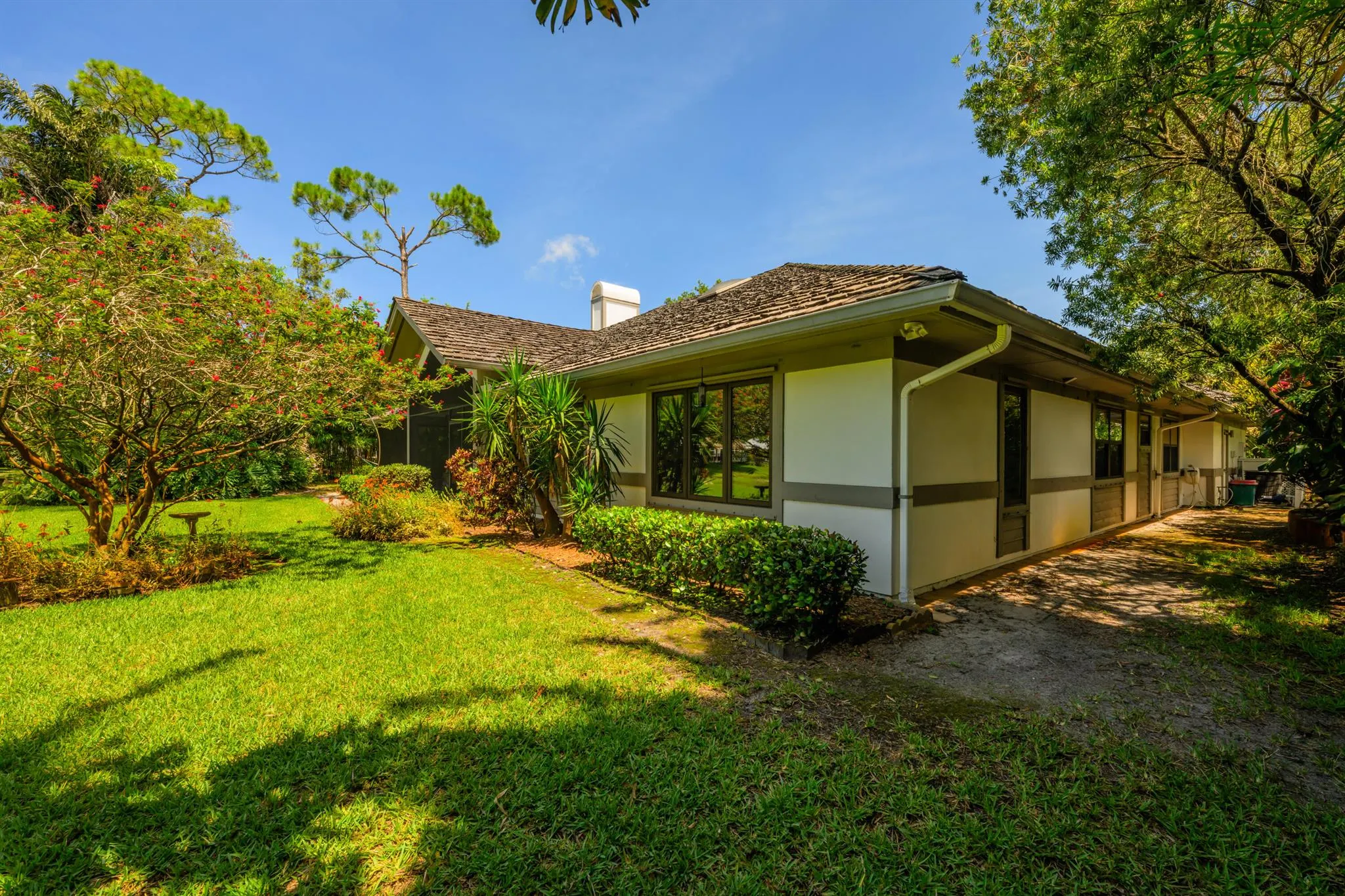 1063 SW Pigeon Plum Way