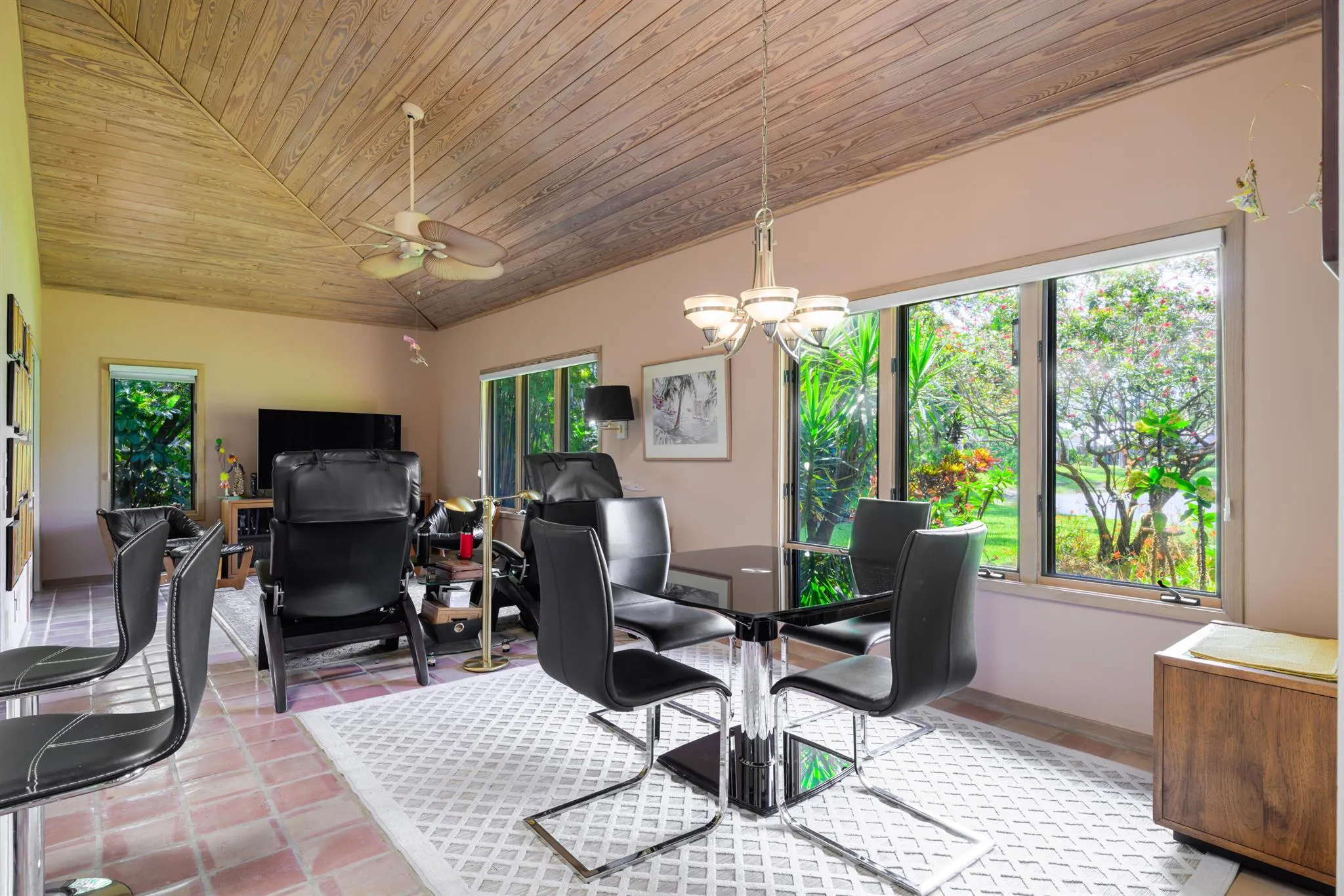 1063 SW Pigeon Plum Way