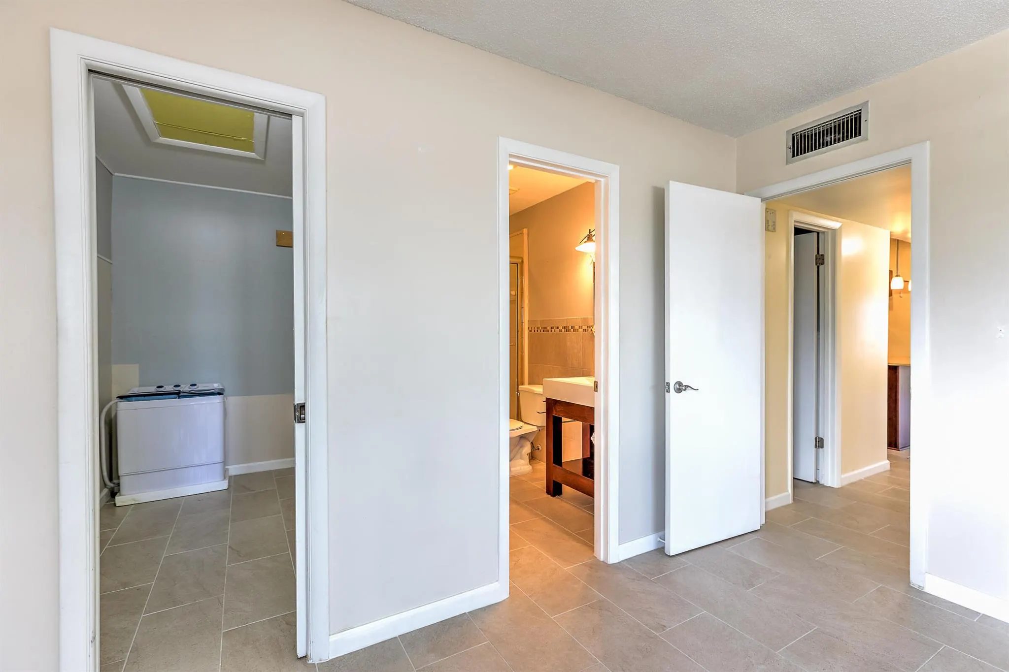 2050 Oleander Boulevard, #5301