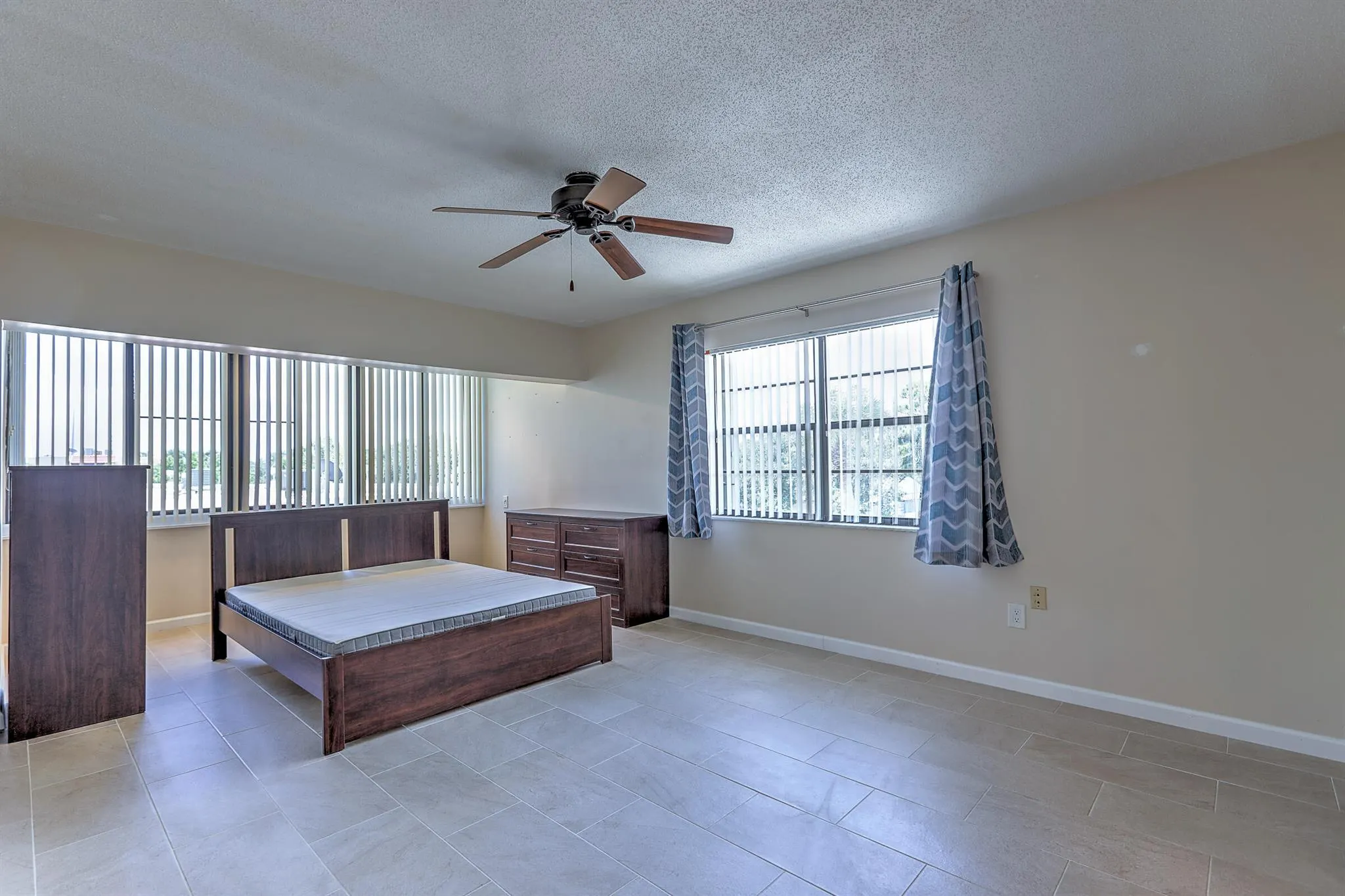 2050 Oleander Boulevard, #5301