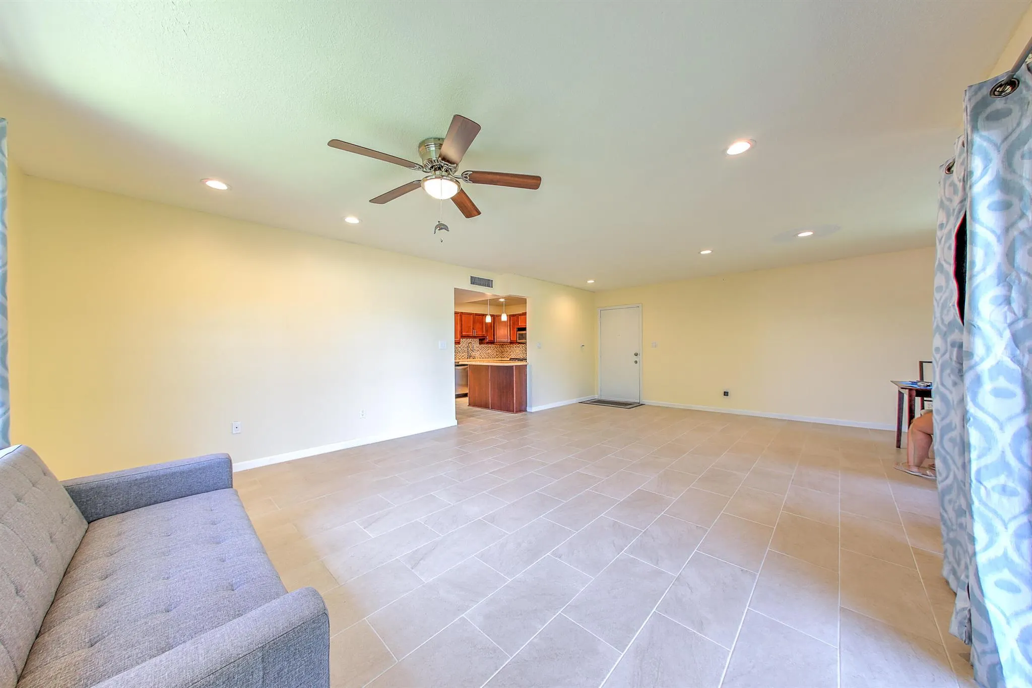2050 Oleander Boulevard, #5301