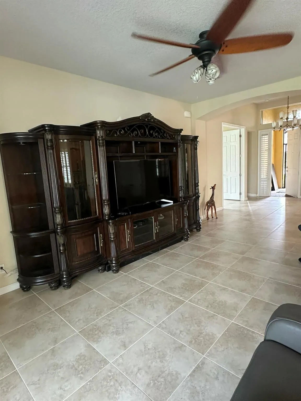 11922 SW Crestwood Circle