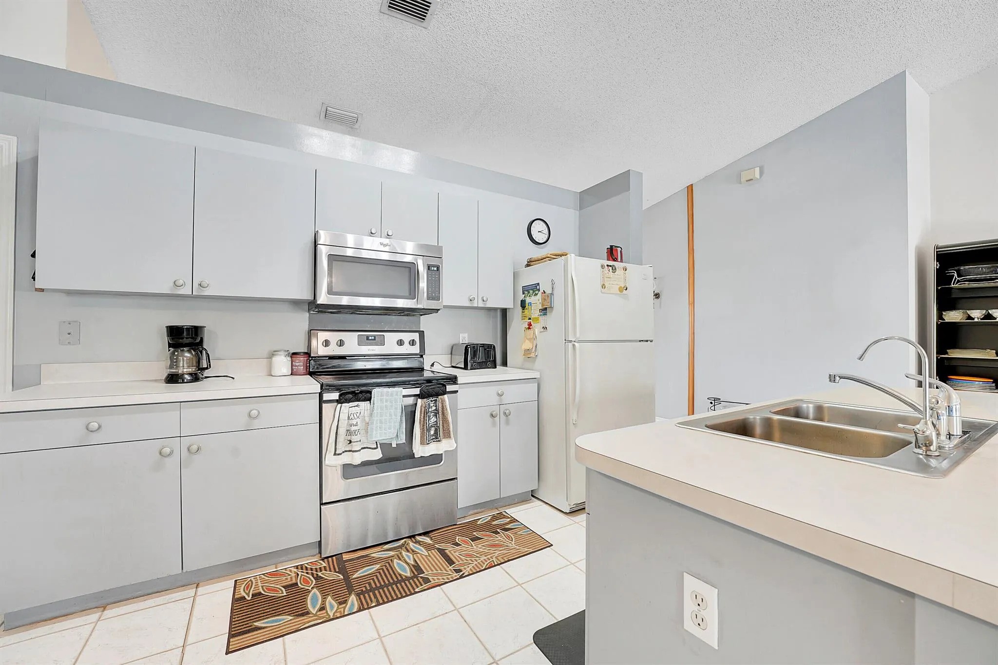 1133 SE Palm Beach Road