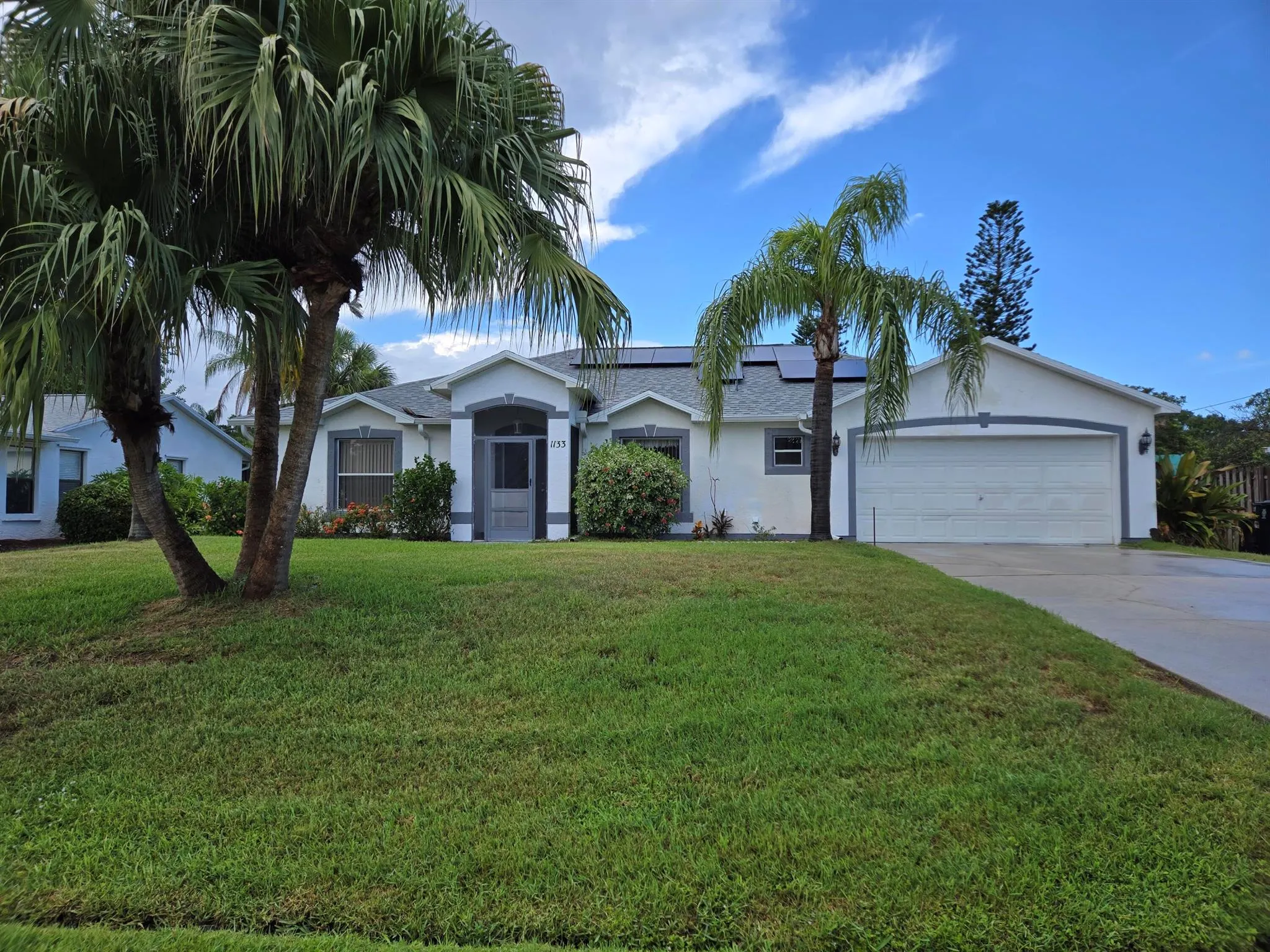 1133 SE Palm Beach Road