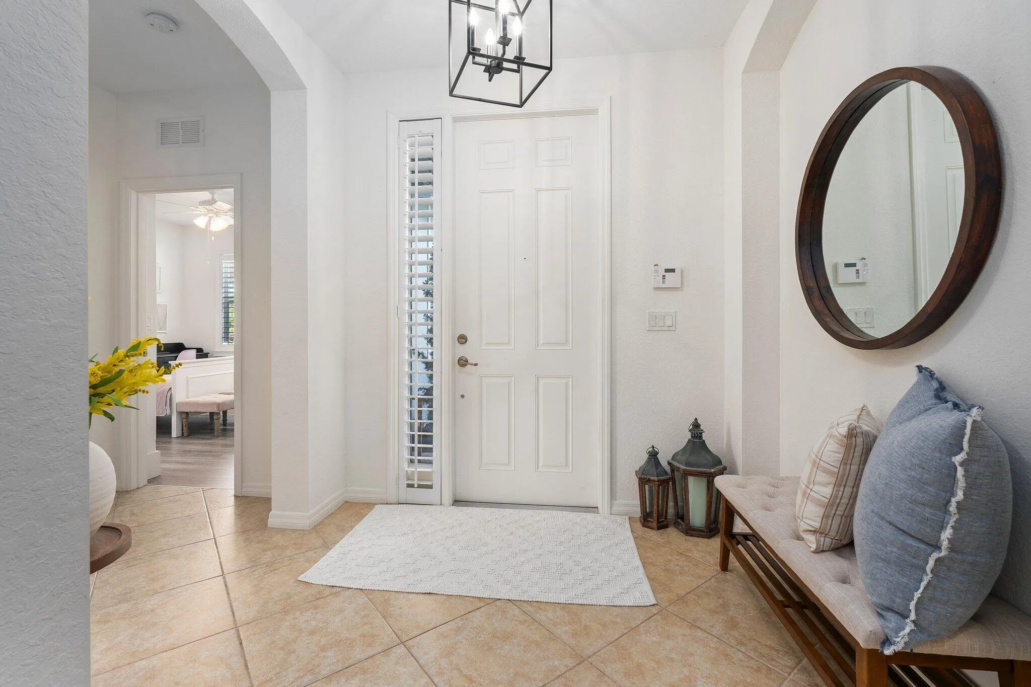709 SW Sun Circle