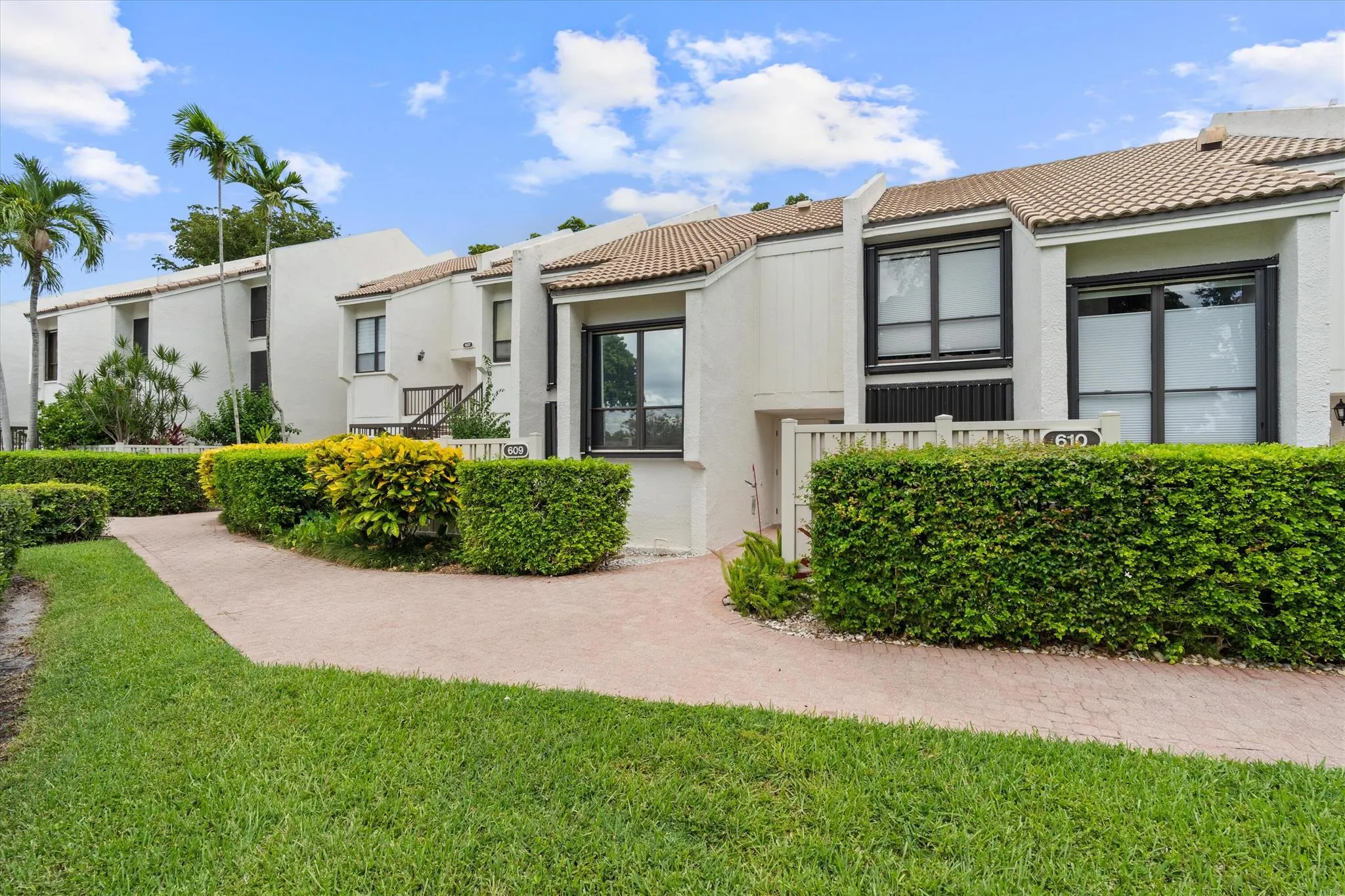 609 Bridgewood Drive