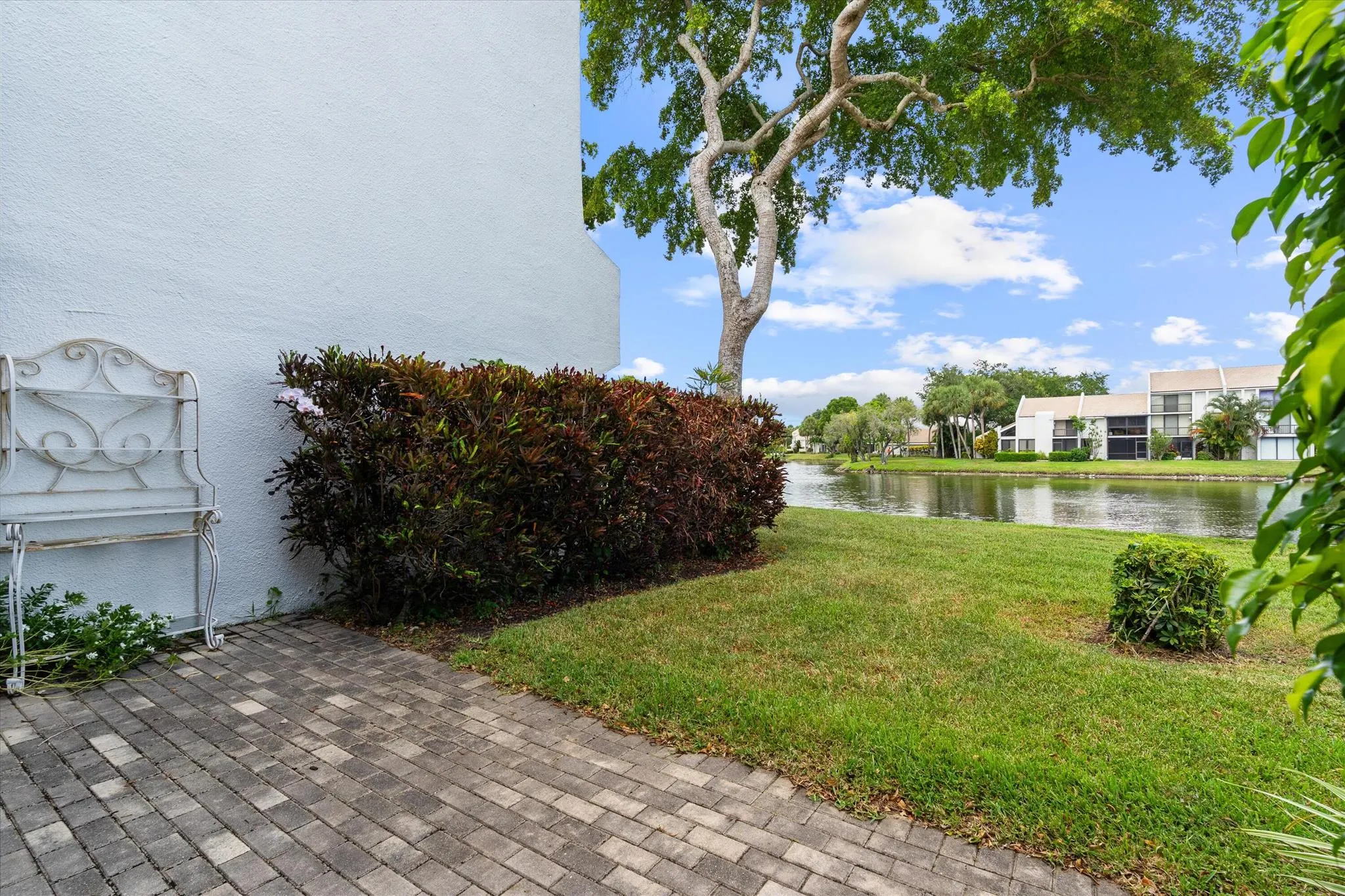 609 Bridgewood Drive