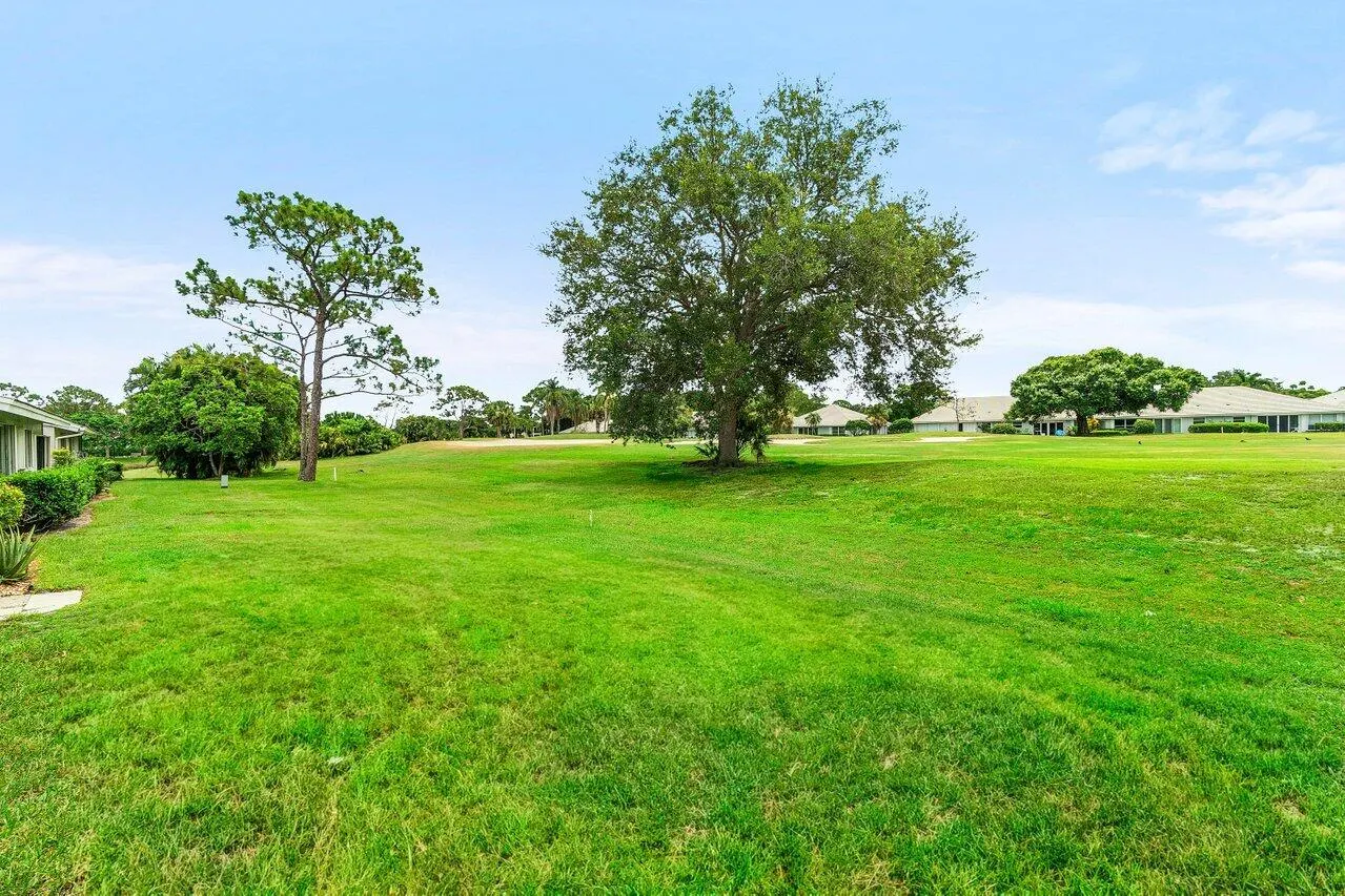2705 SW Egret Pond Circle