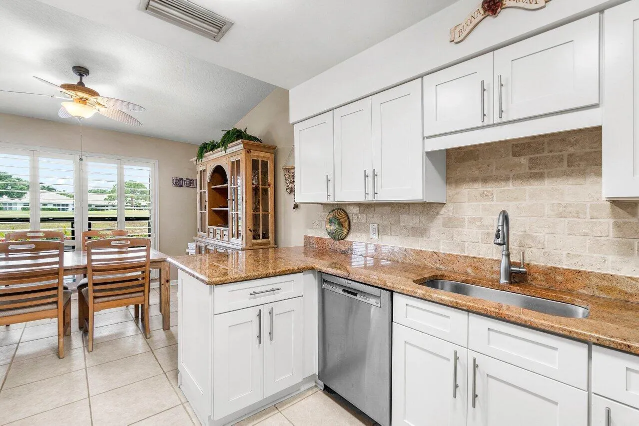 2705 SW Egret Pond Circle
