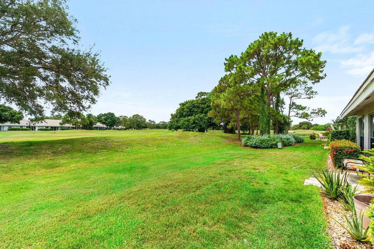 2705 SW Egret Pond Circle