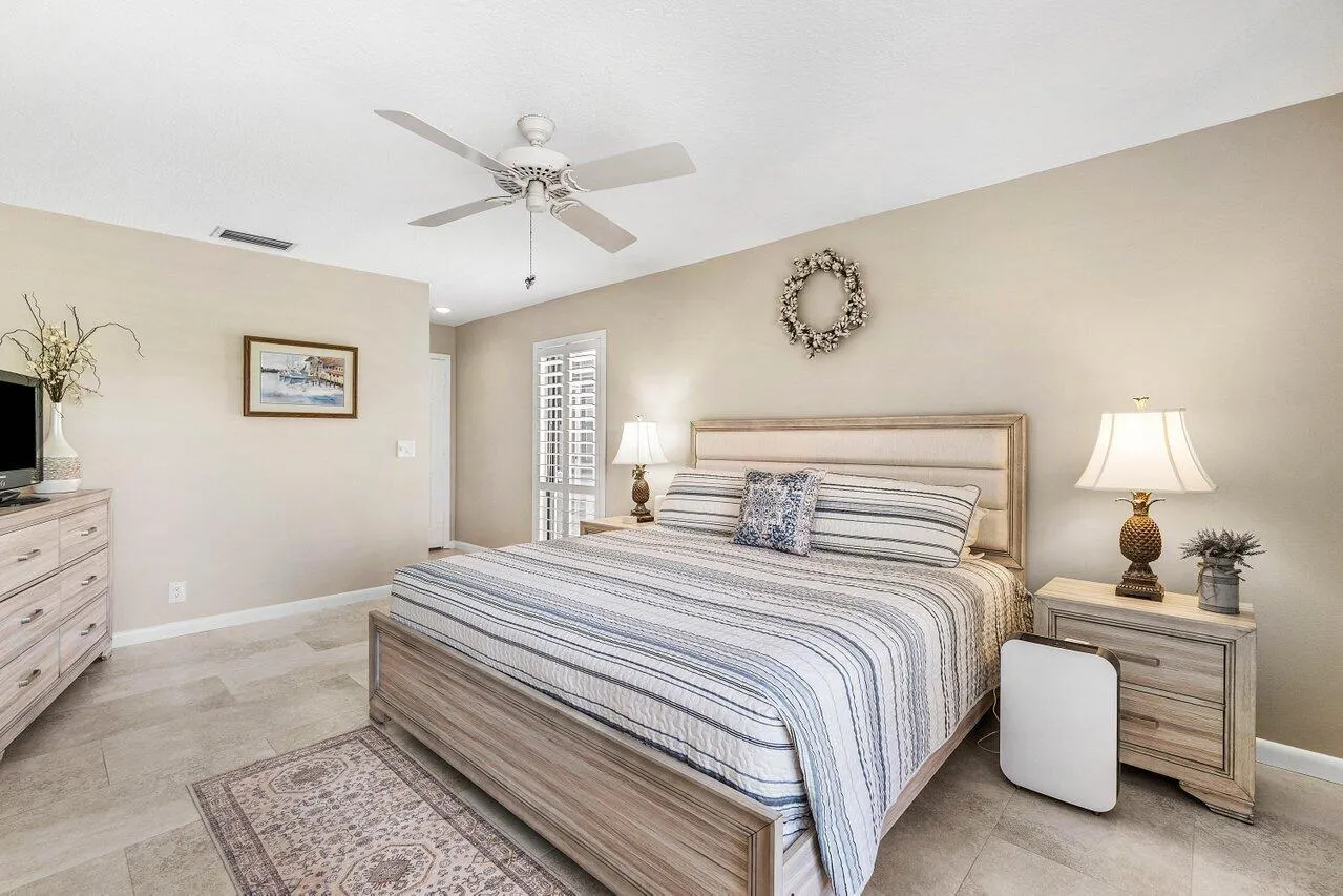 2705 SW Egret Pond Circle