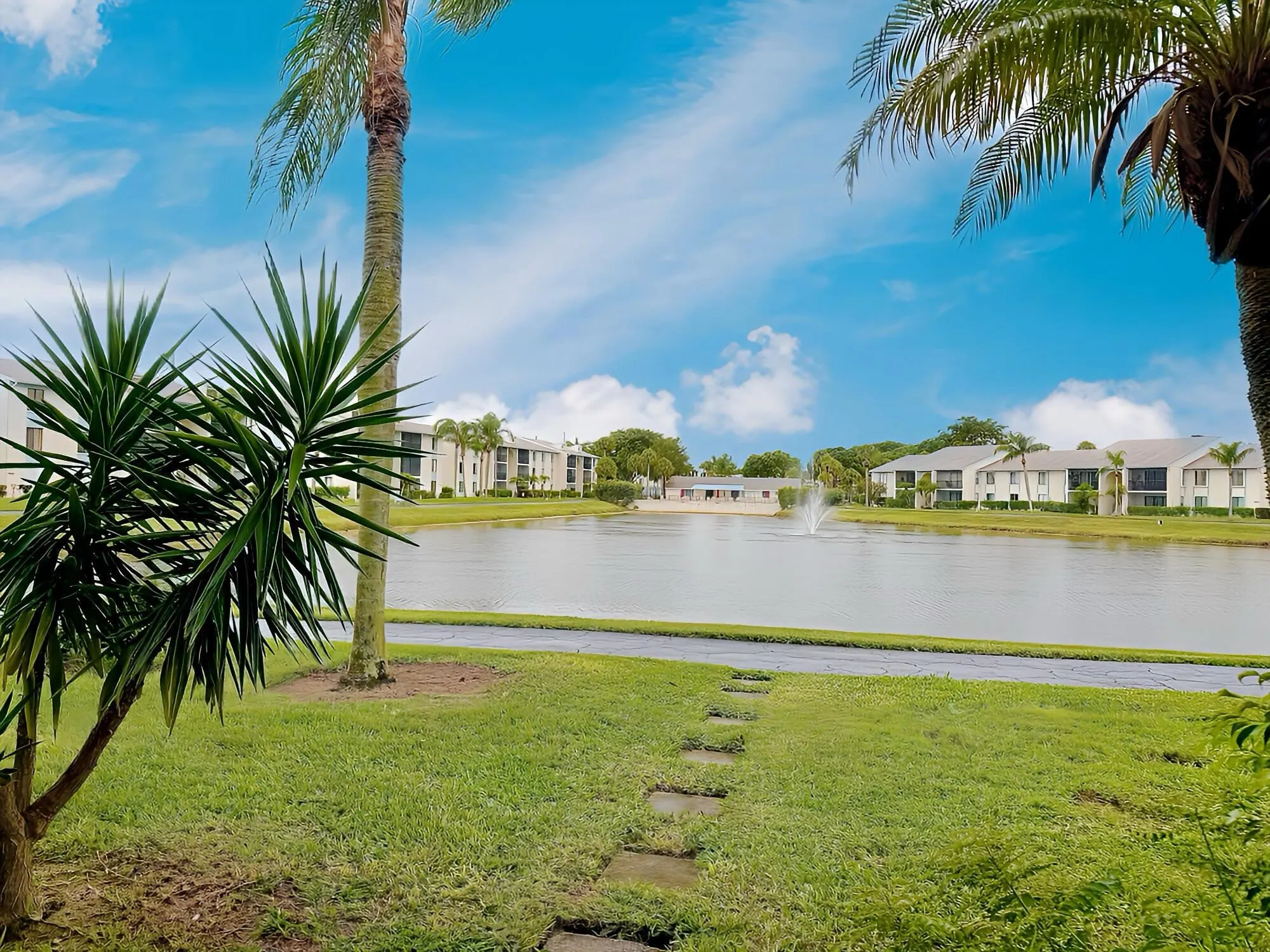 1108 Green Pine Boulevard, #E2