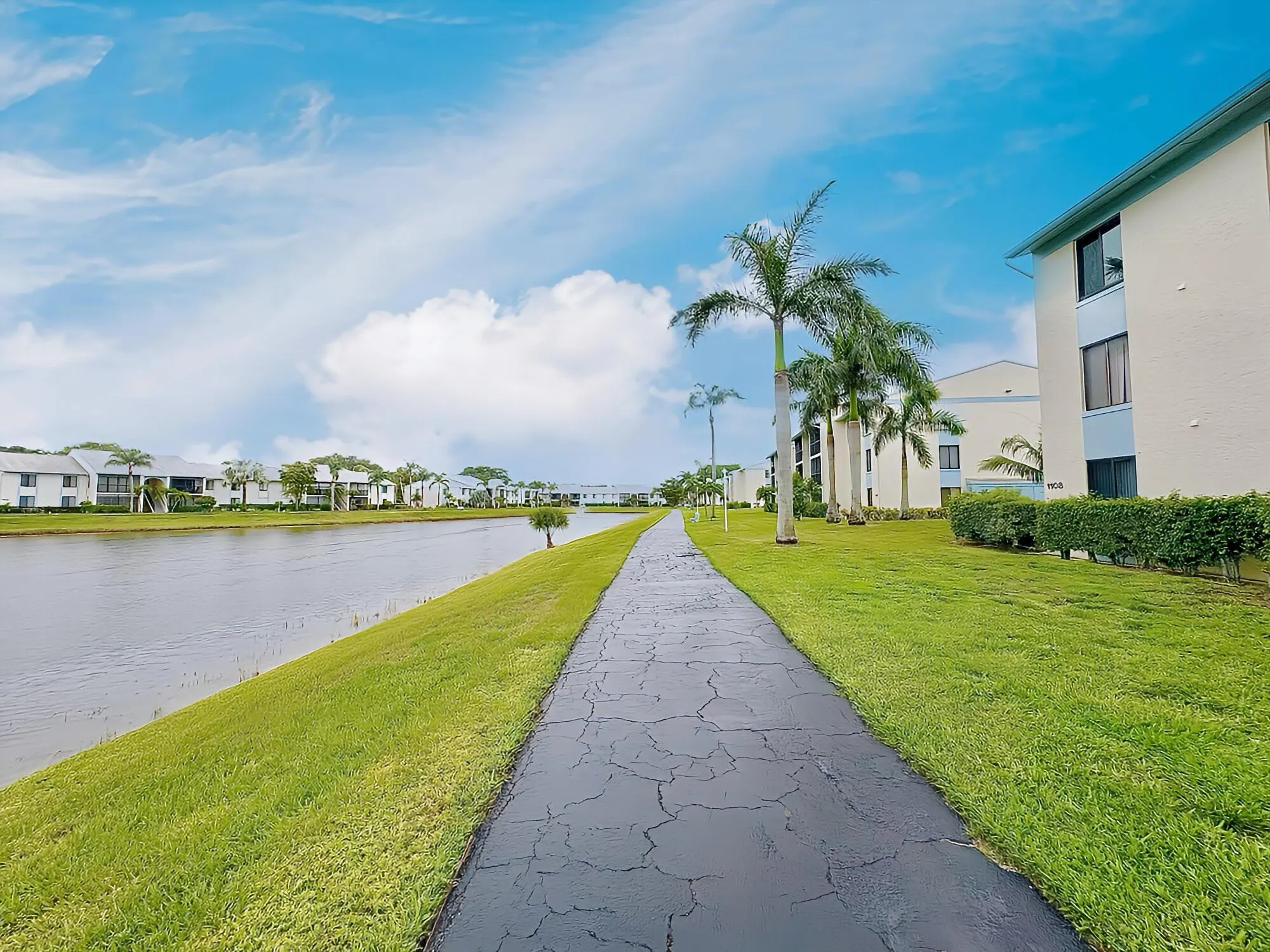1108 Green Pine Boulevard, #E2
