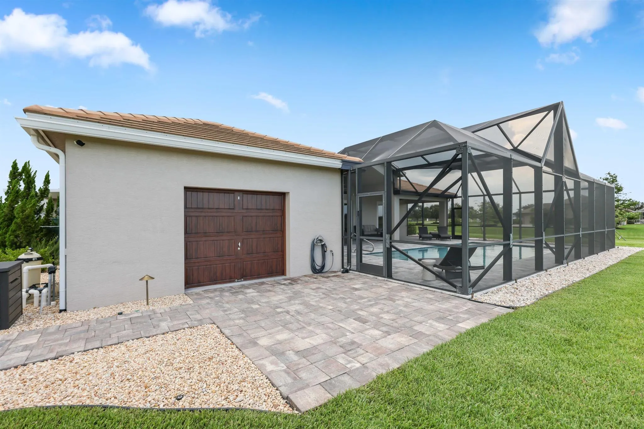 5901 SW Saddlebrook Lane