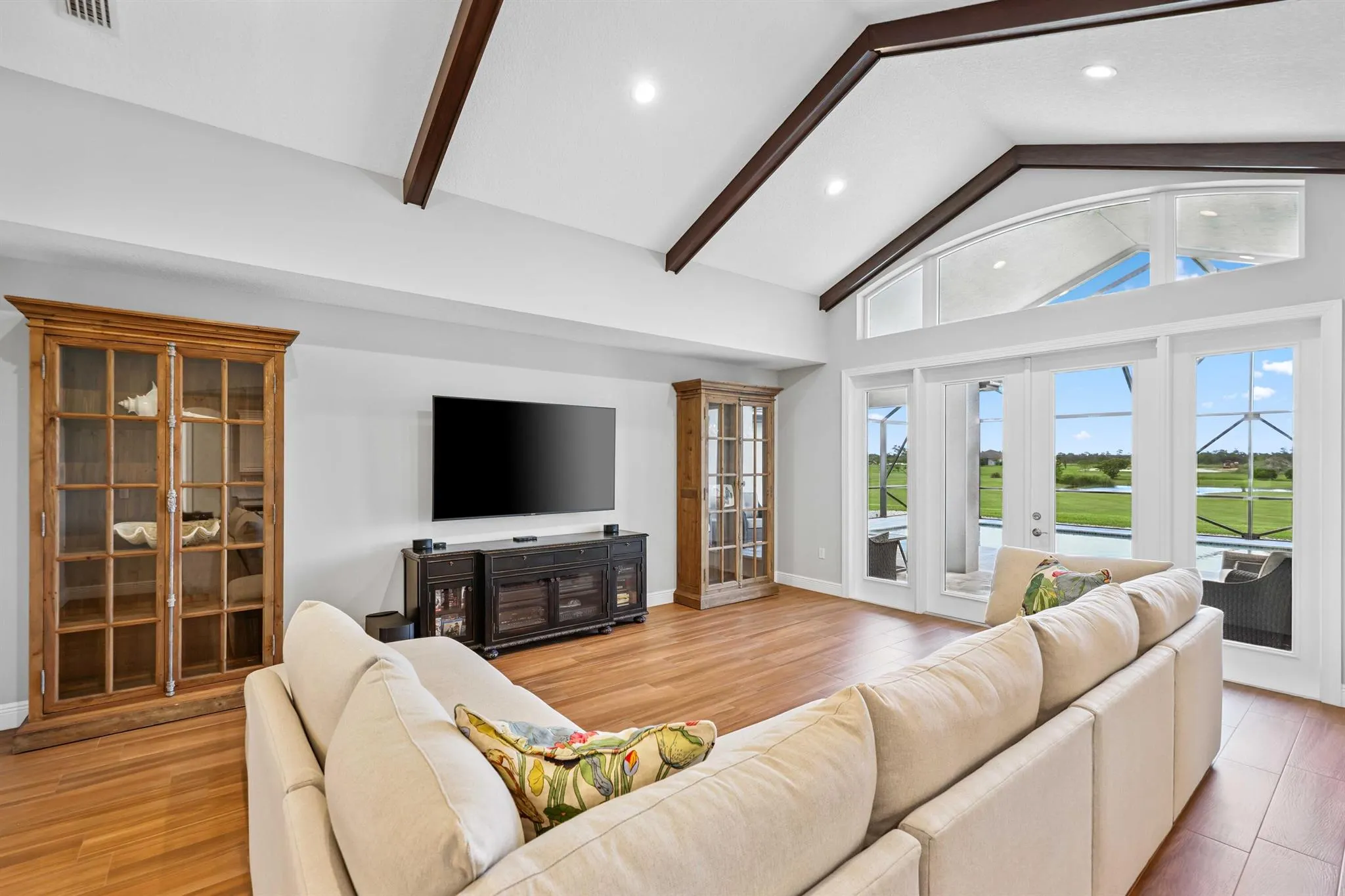 5901 SW Saddlebrook Lane