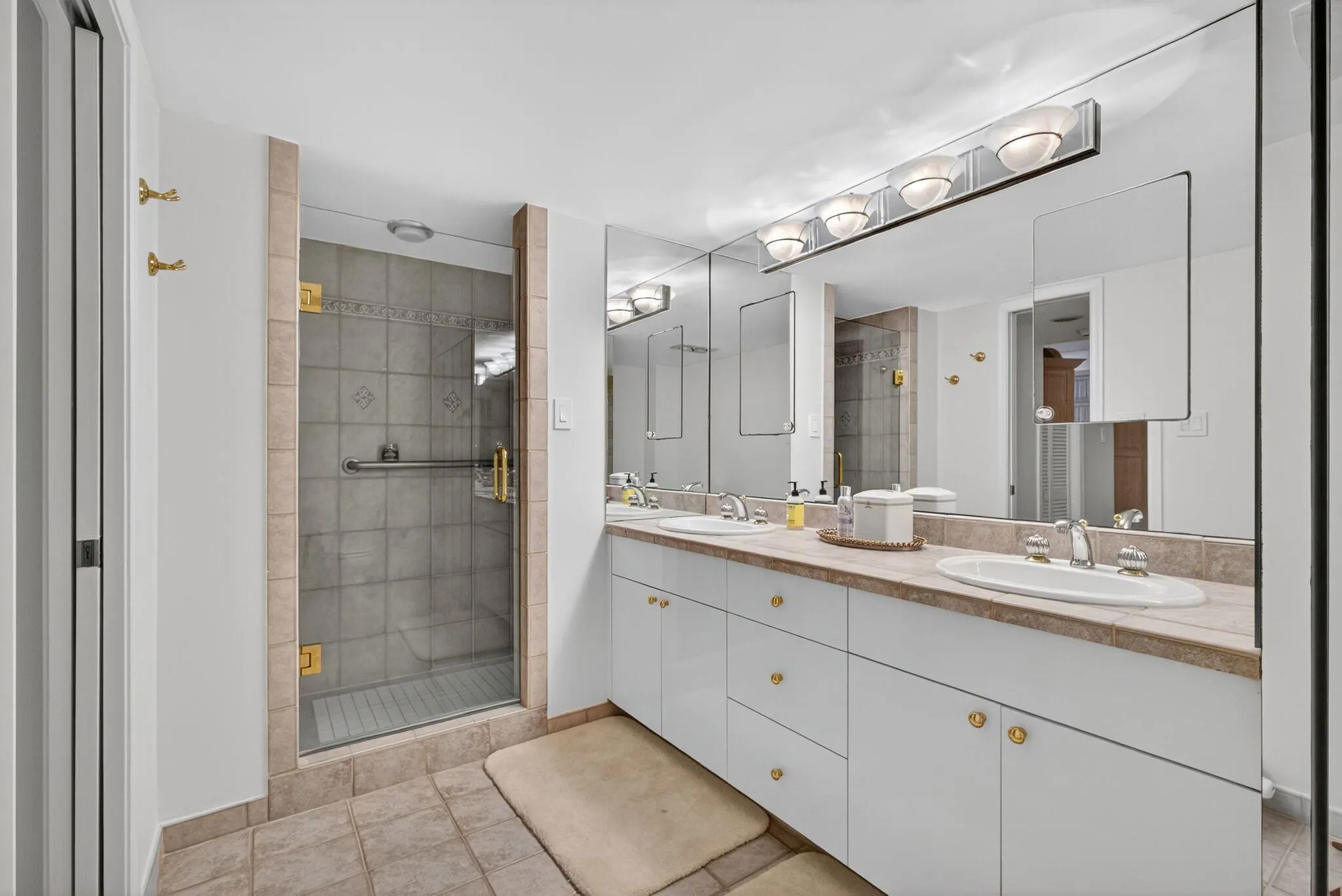 5380 N Ocean 14b Drive, #14b